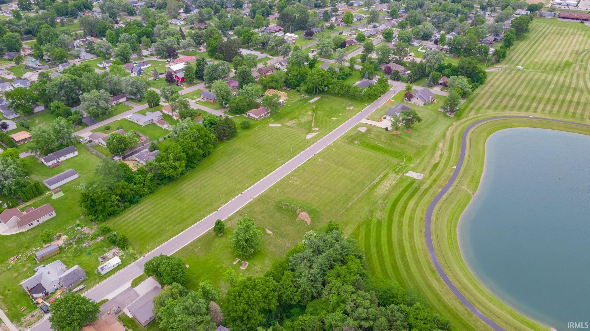 Photo 10 of 211 Salamonie Ln