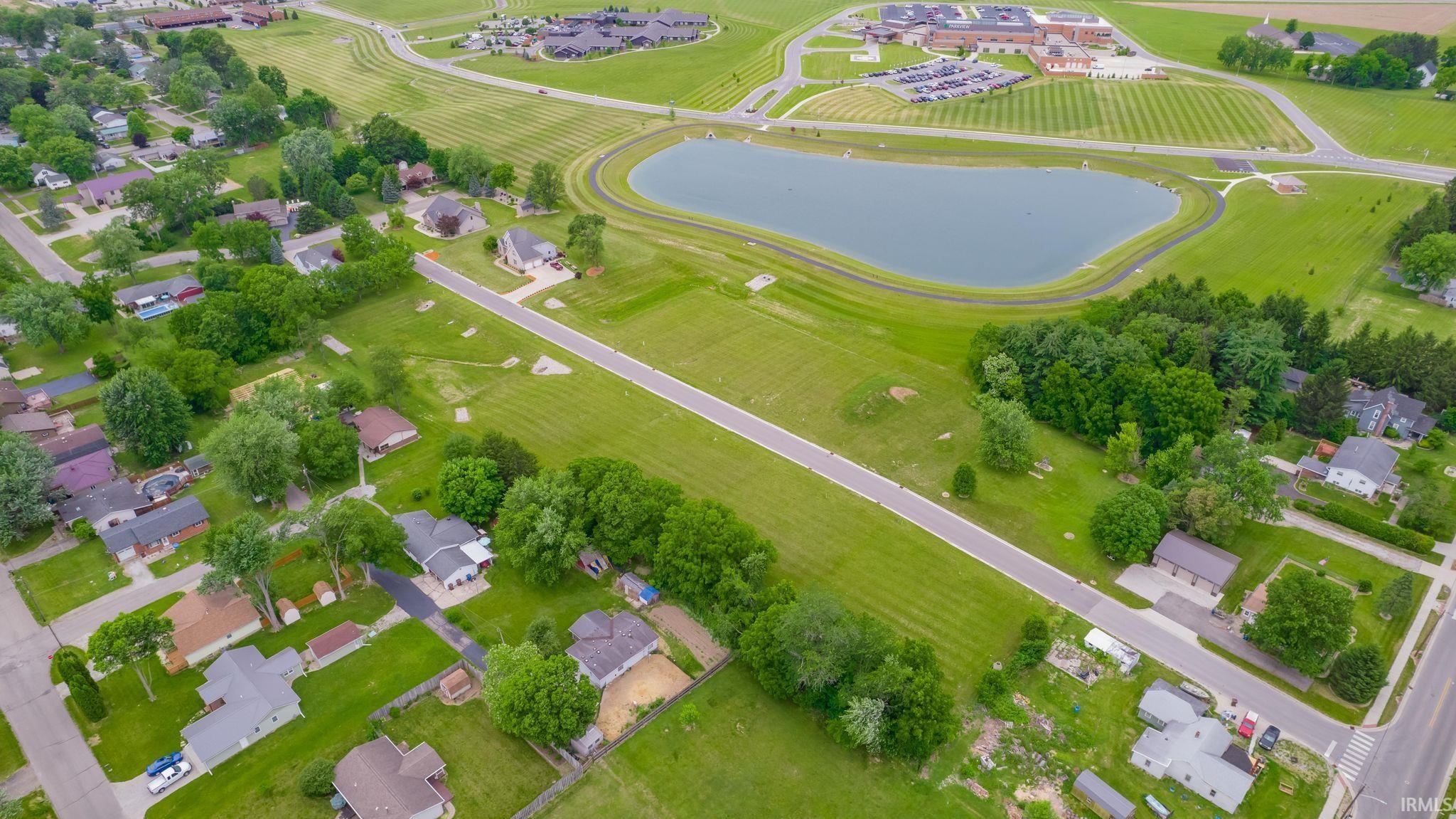 Photo 11 of 211 Salamonie Ln