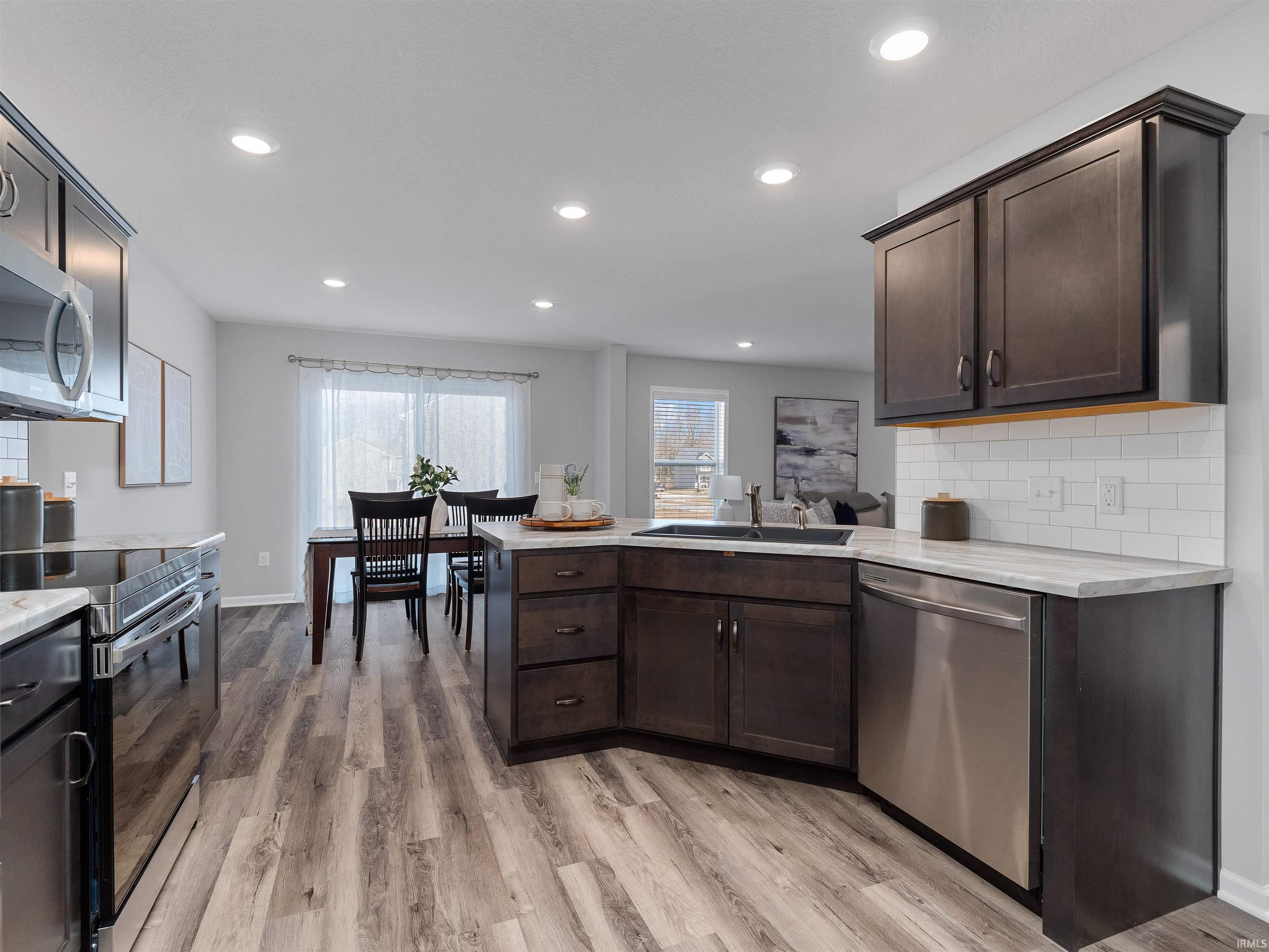 Photo 3 of 803 Noble Creek Parkway