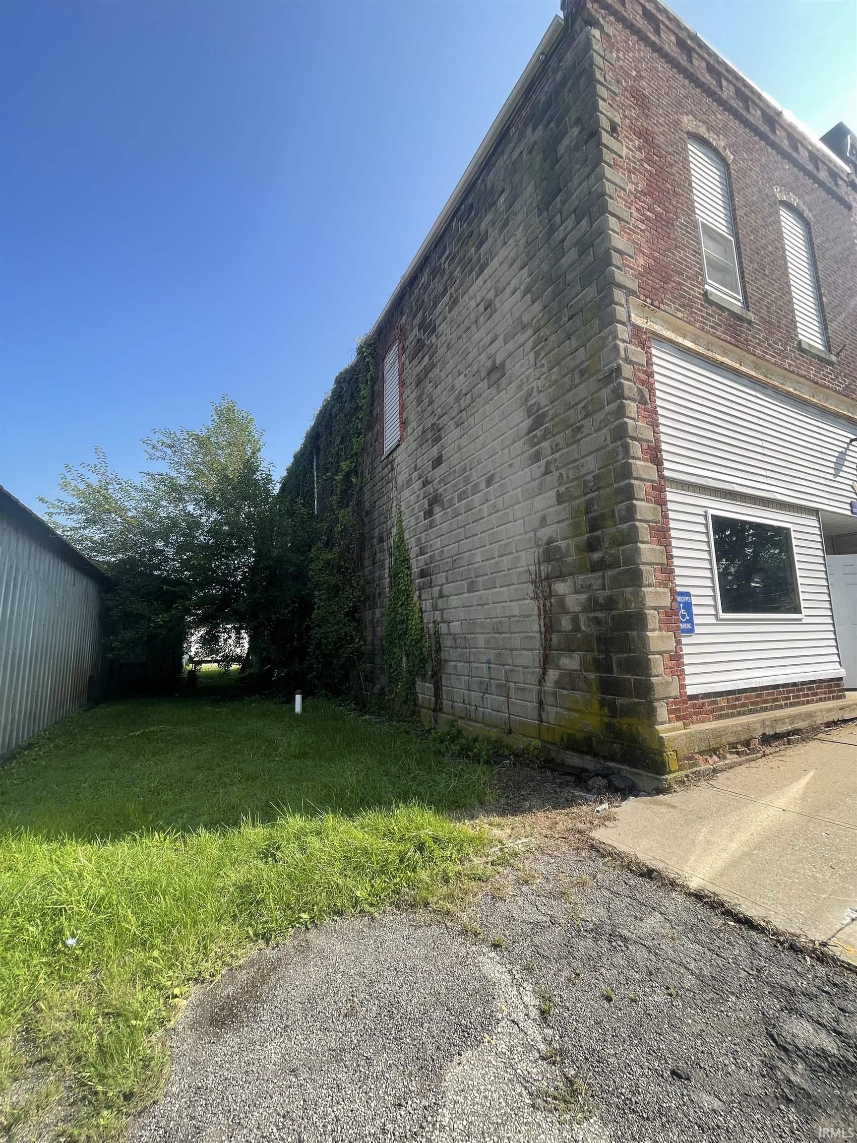 Photo 4 of 103 W Main Street