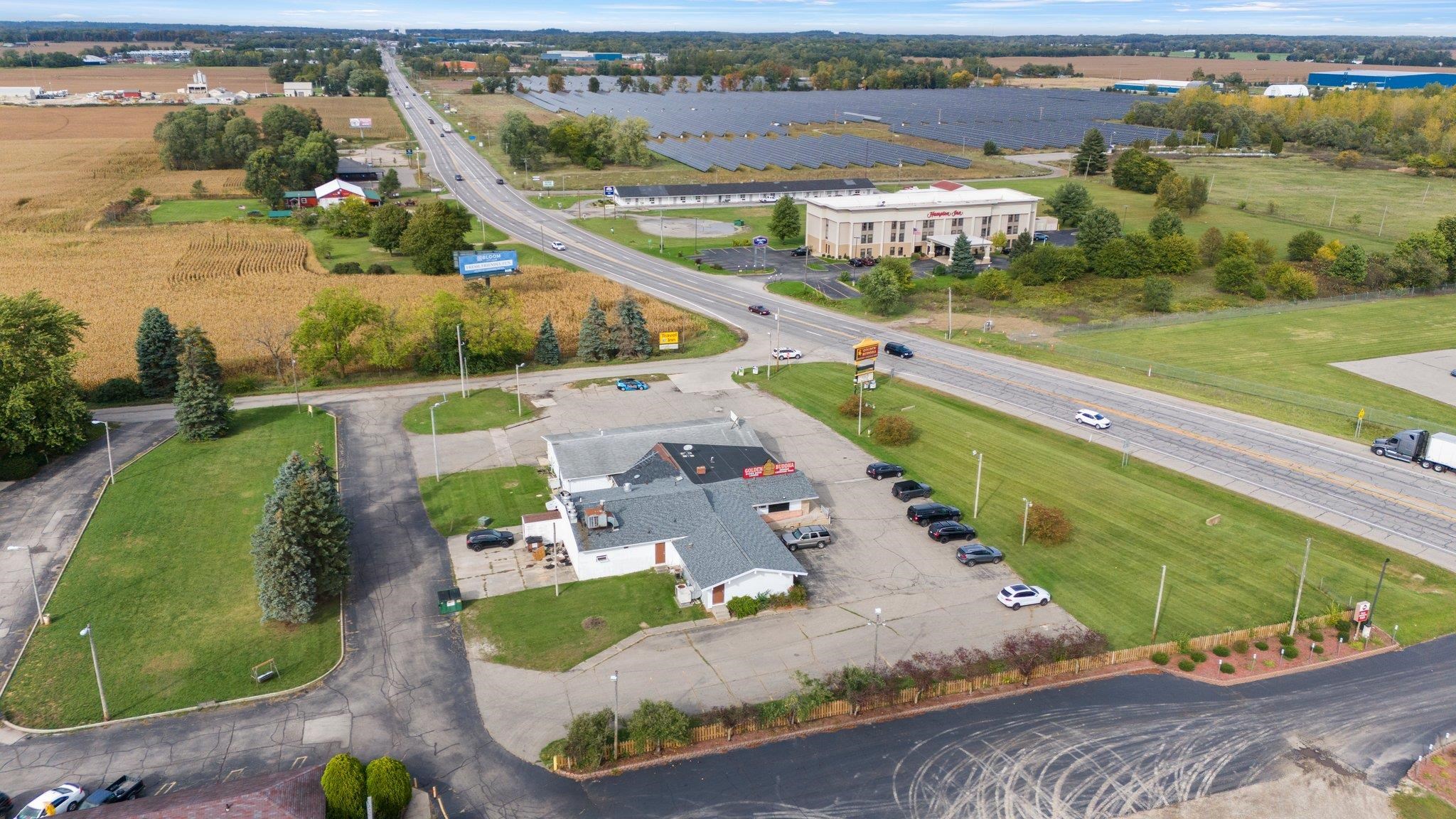 Photo 16 of 0010 W 815 N Road