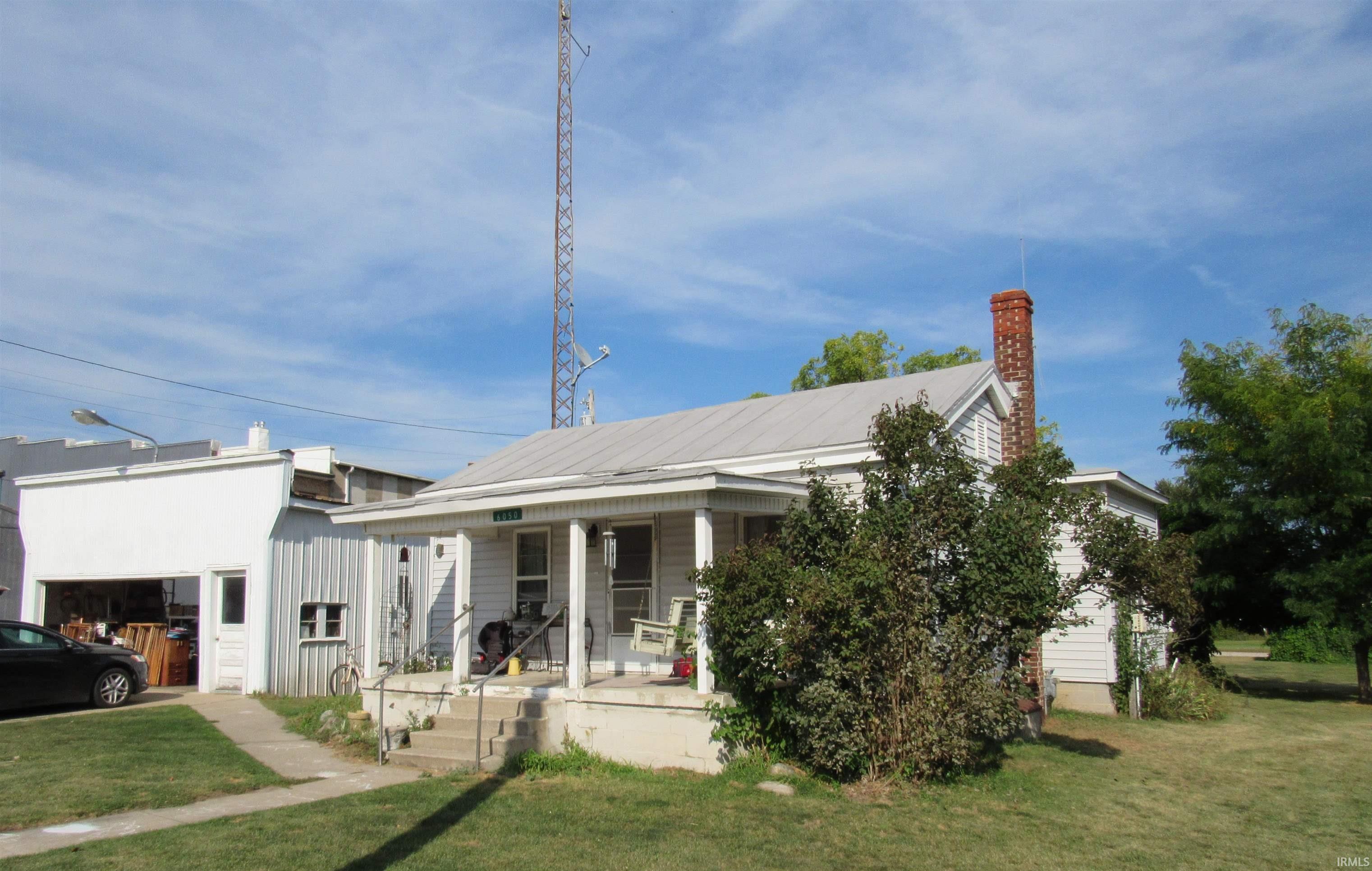 Photo 1 of 6050 N SR 327 Road