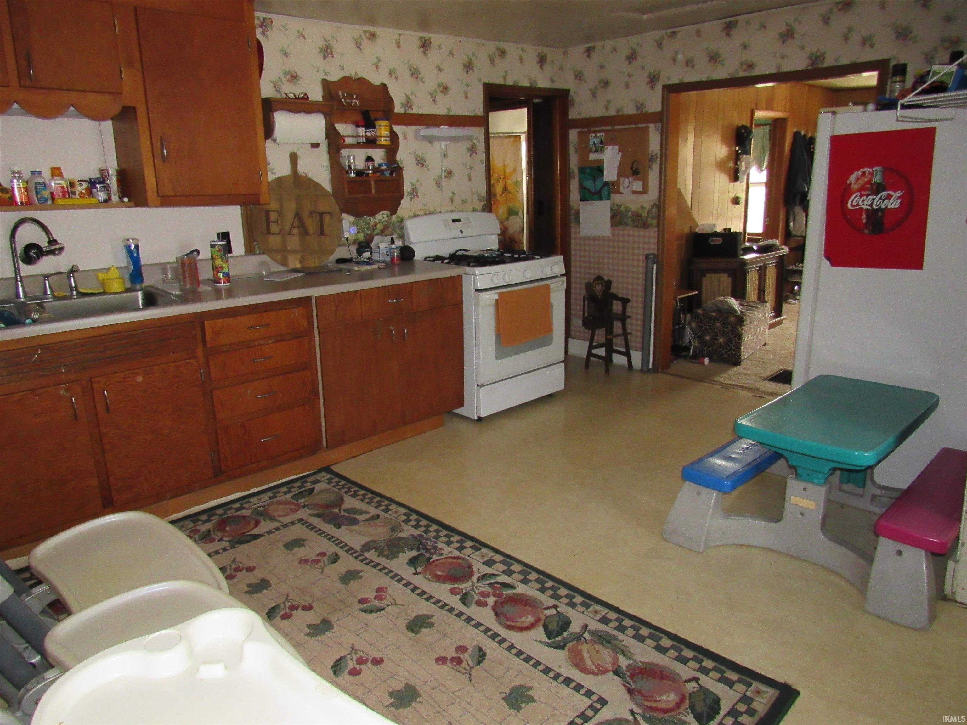 Photo 6 of 6050 N SR 327 Road