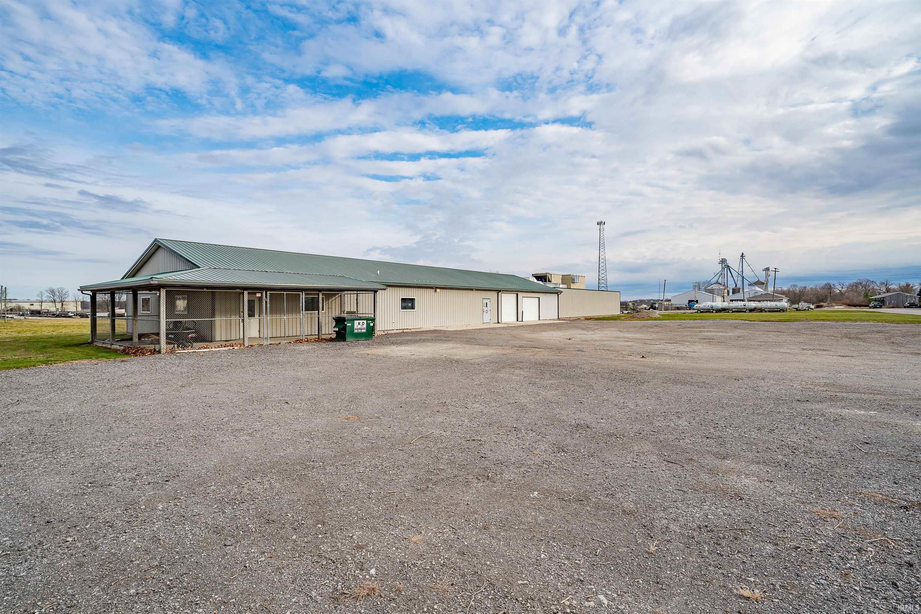 Photo 3 of 11750 E State Road 205