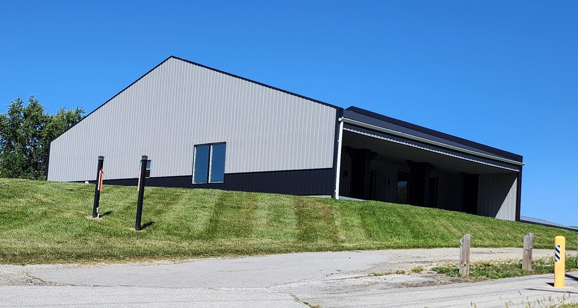 Photo 0 of 3725 N SR 127 Street