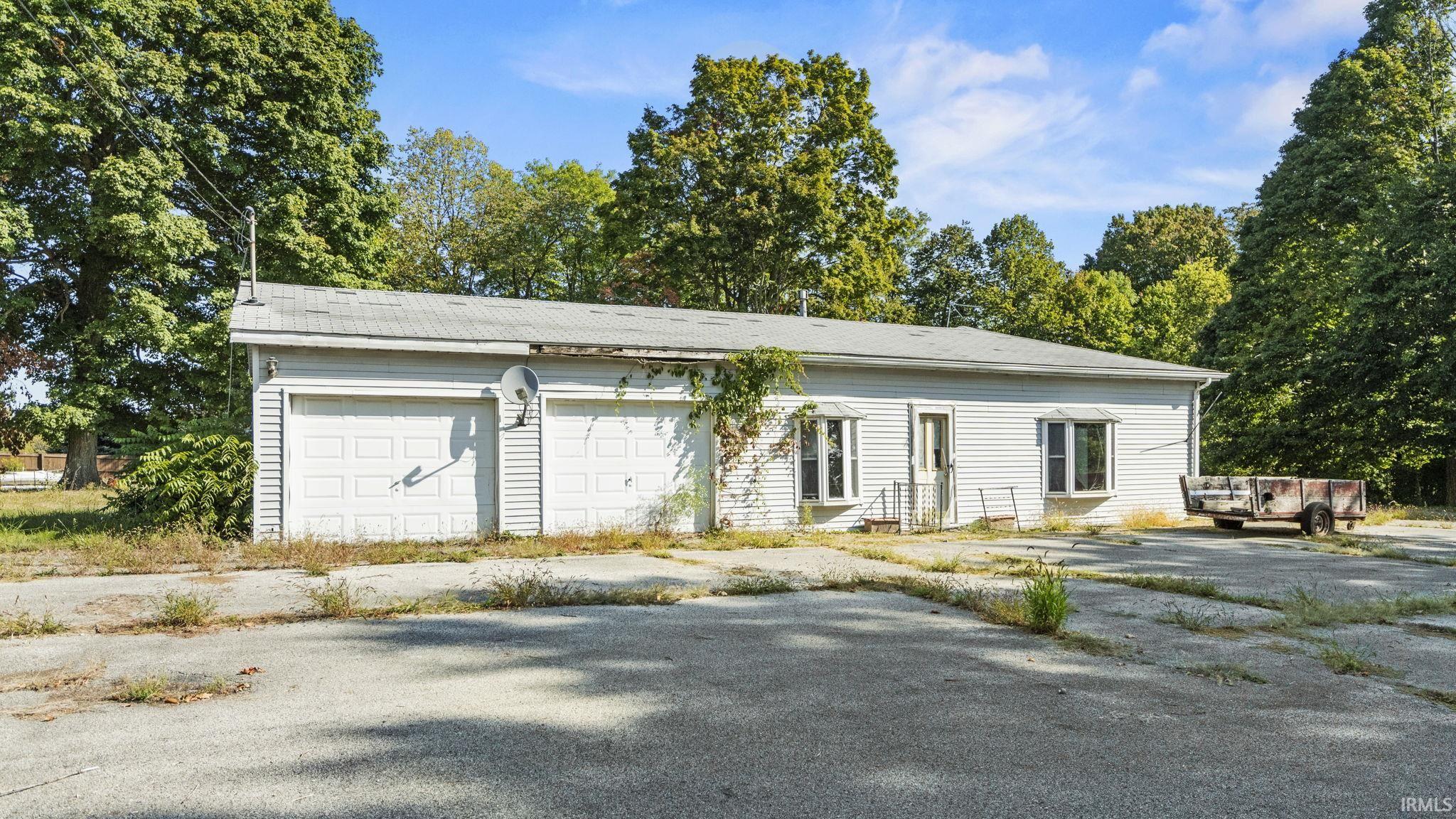 Photo 14 of 3940 W Us Highway 30