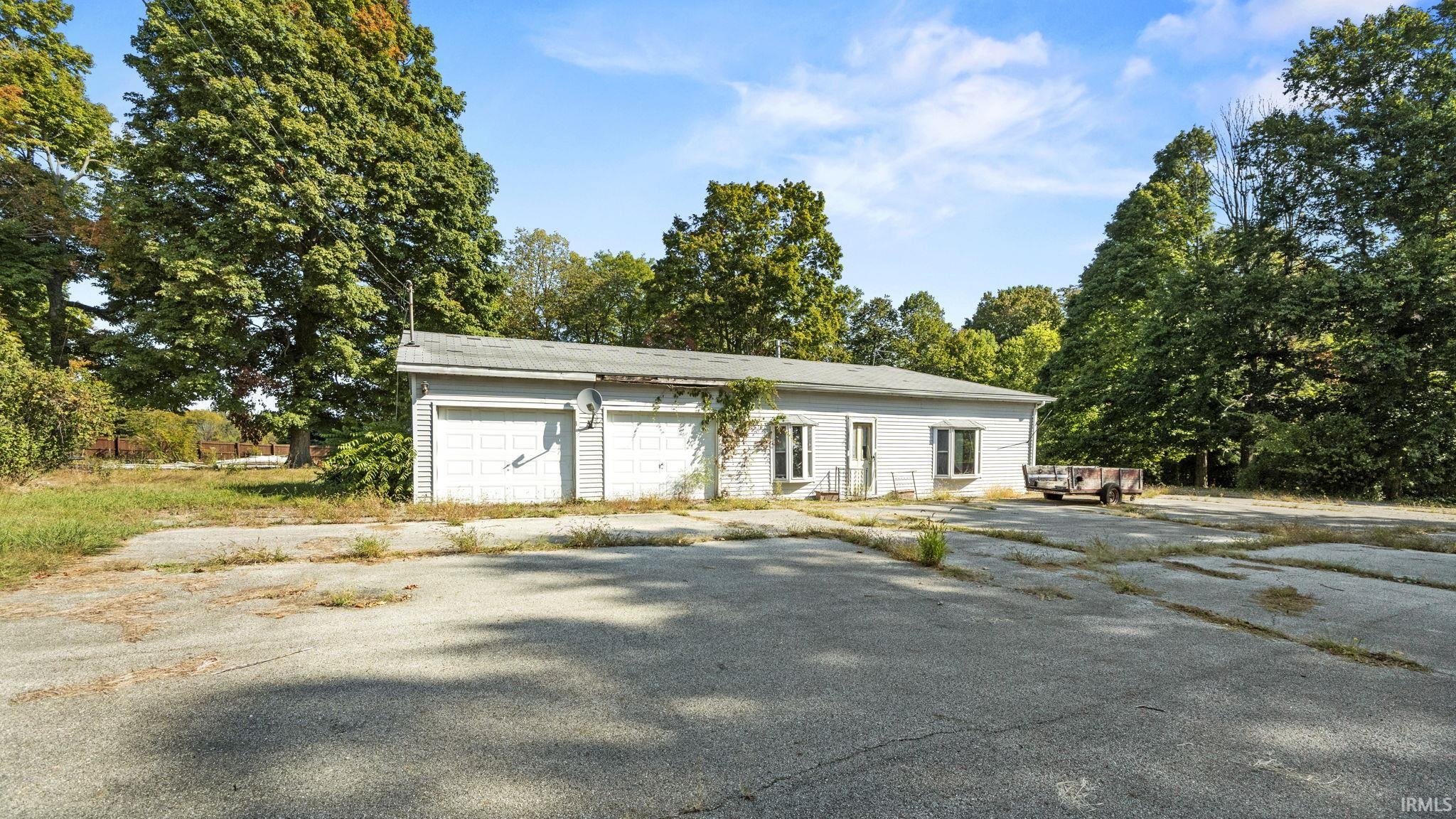 Photo 15 of 3940 W Us Highway 30