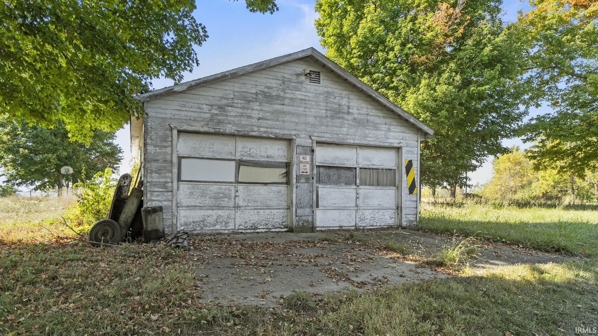 Photo 23 of 3940 W Us Highway 30