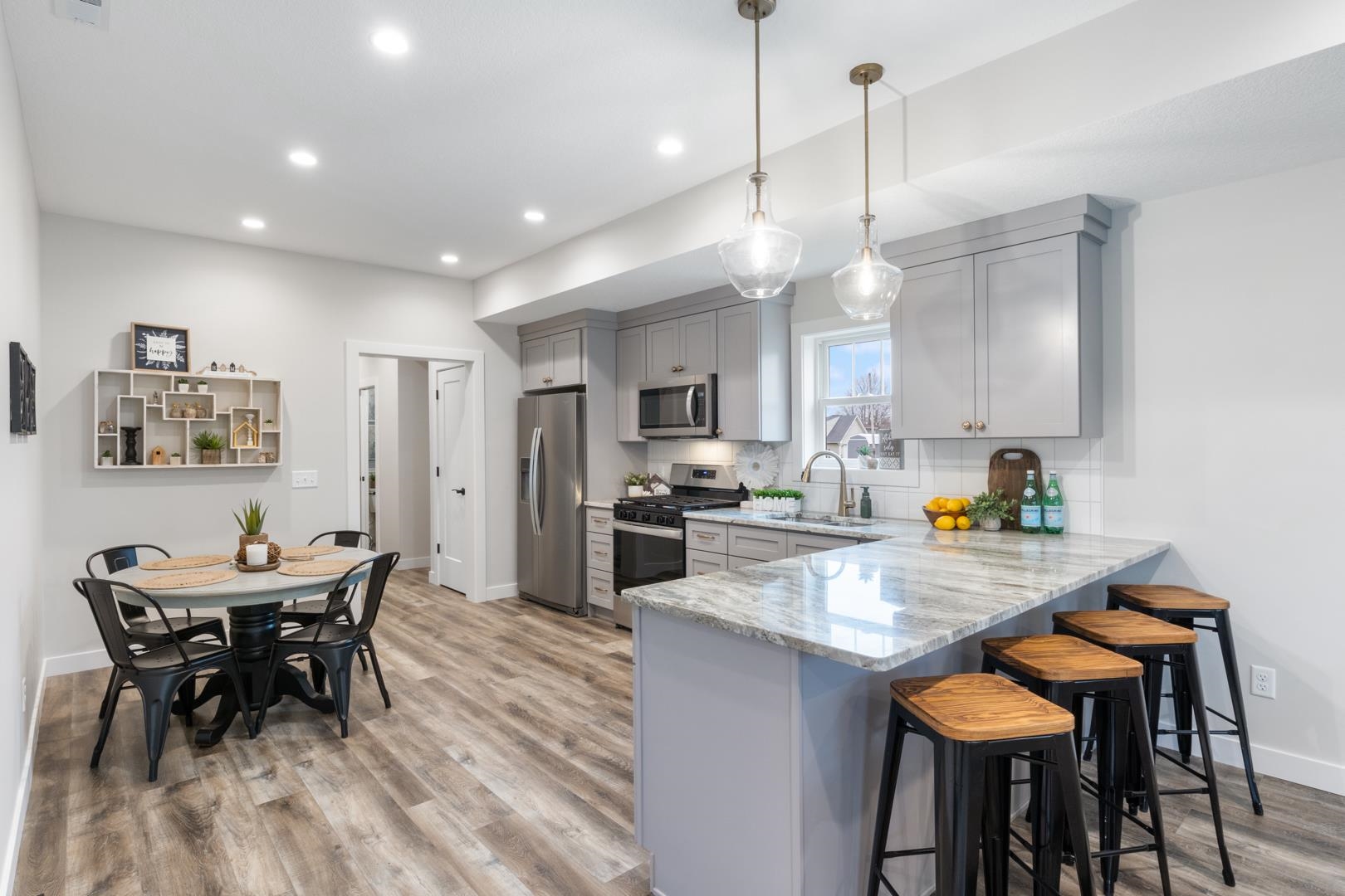 Photo 2 of 590 W Main Street