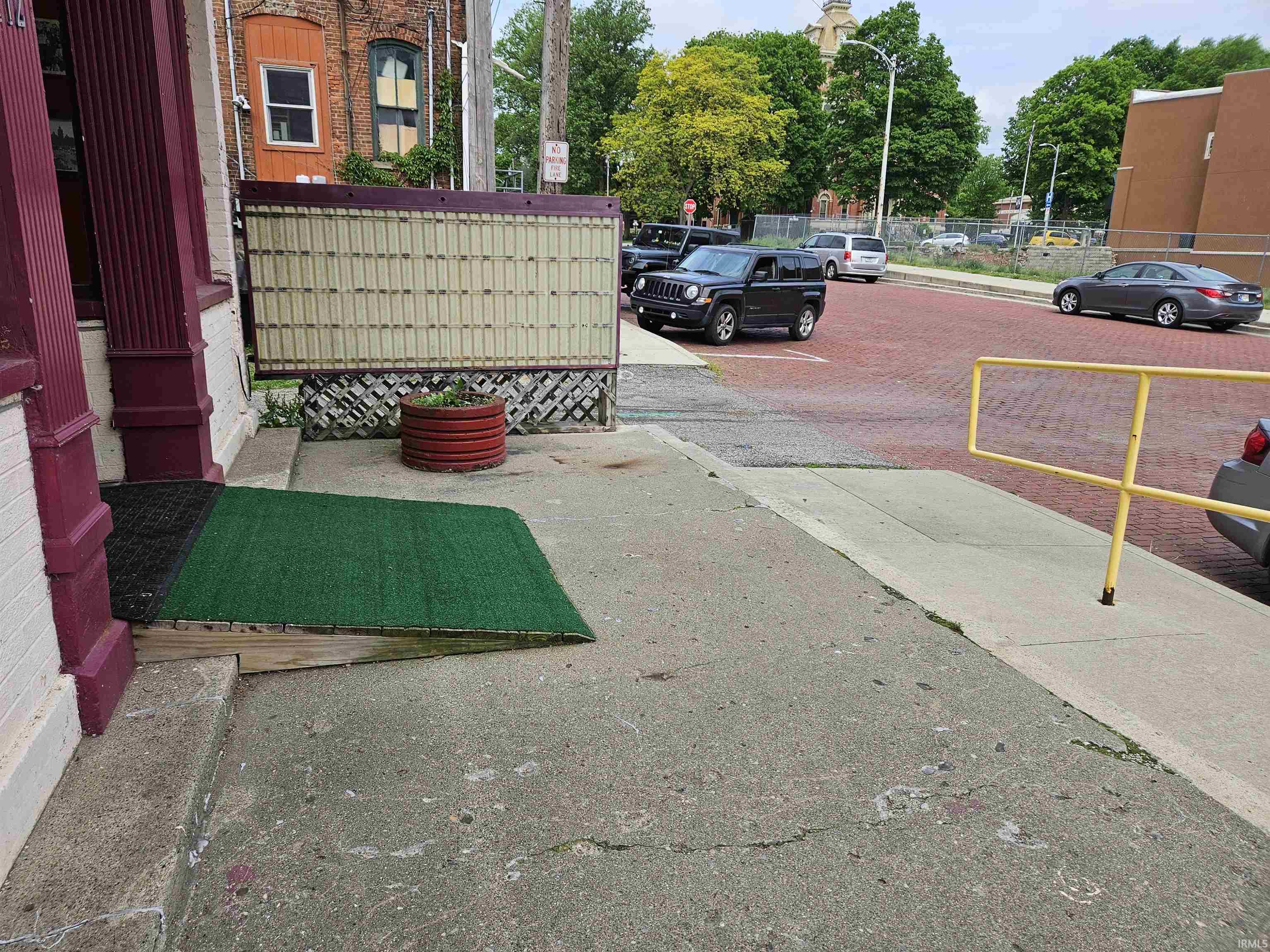 Photo 1 of 112 E Spring