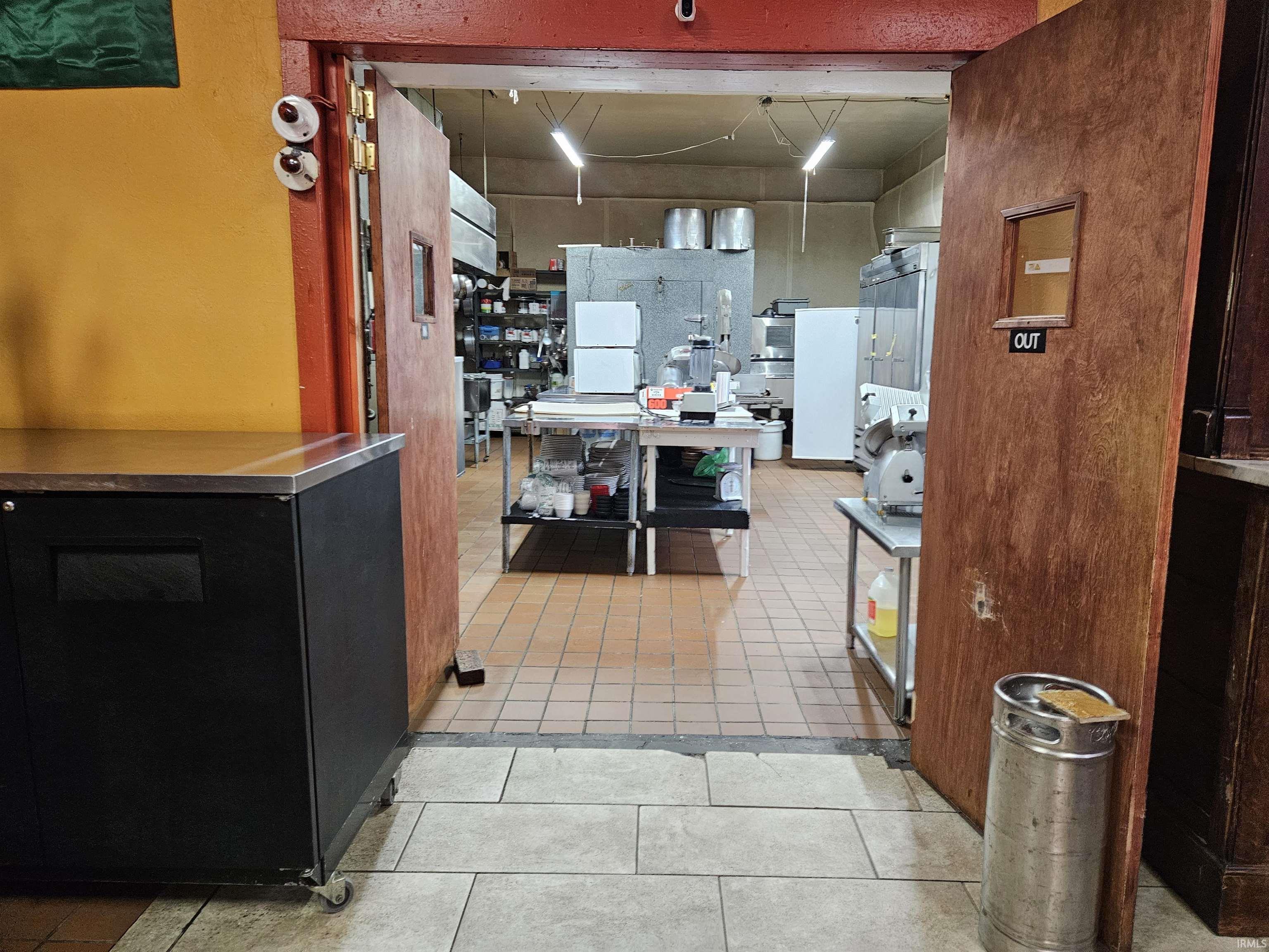 Photo 11 of 112 E Spring