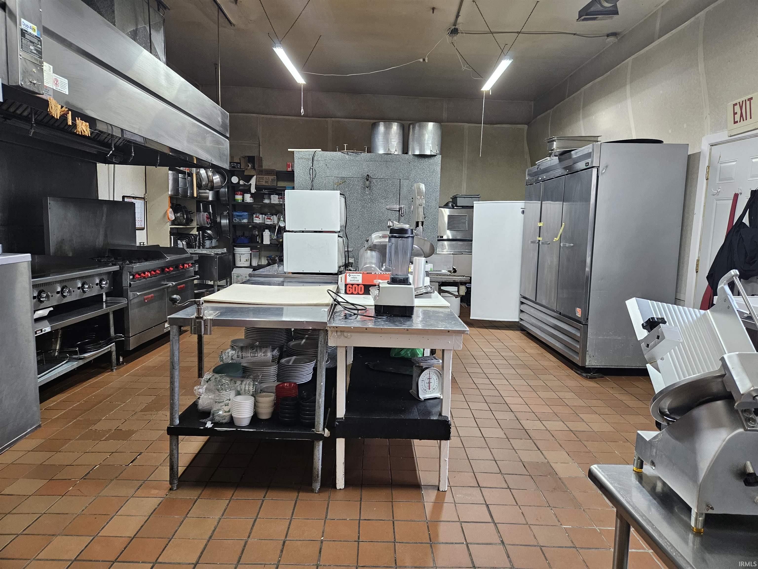 Photo 12 of 112 E Spring