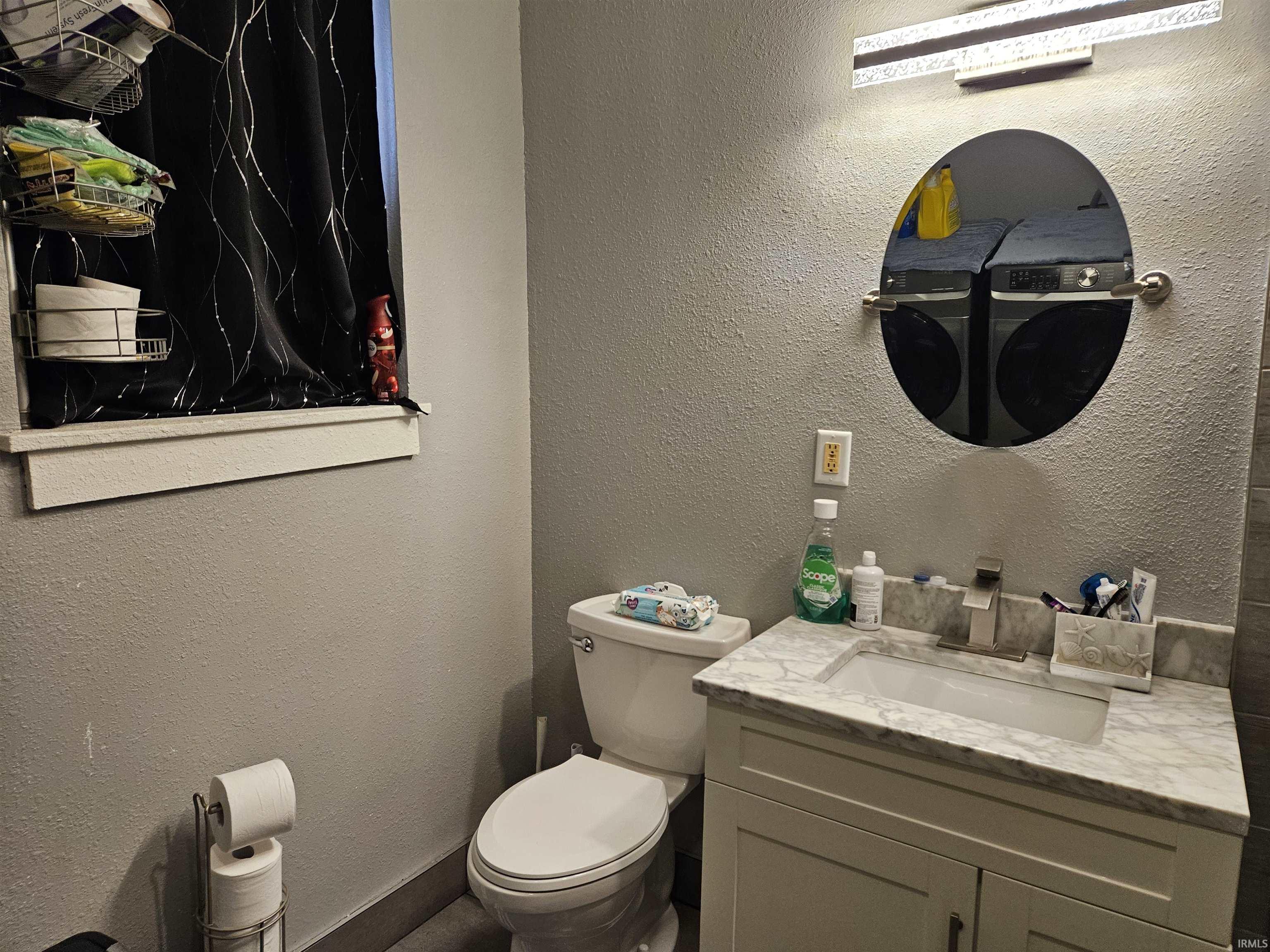 Photo 32 of 112 E Spring