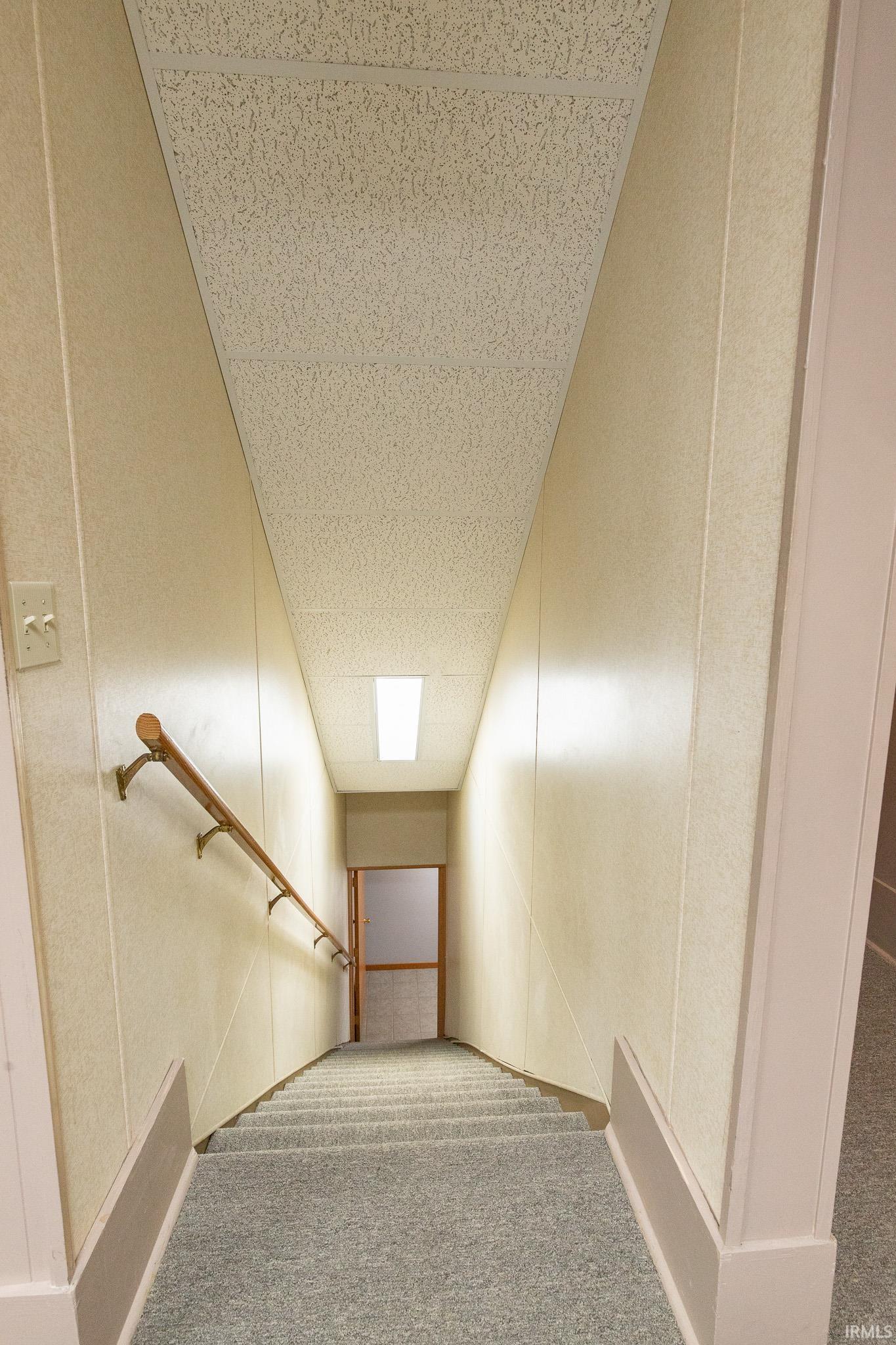 Rear stairwell to 2nd level