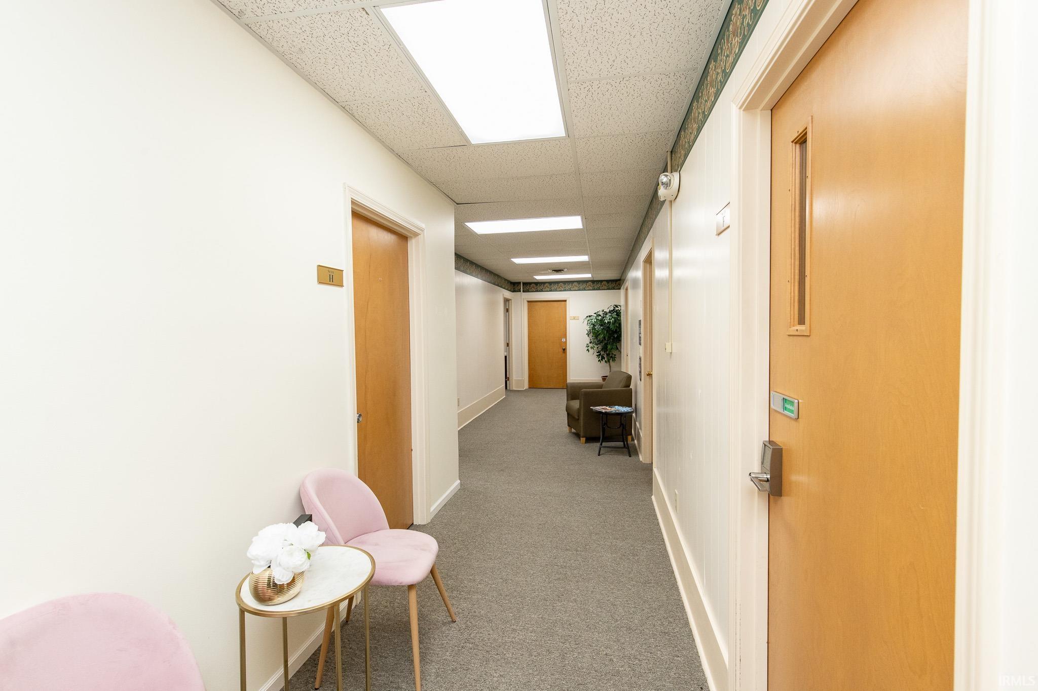 2nd Level between offices.