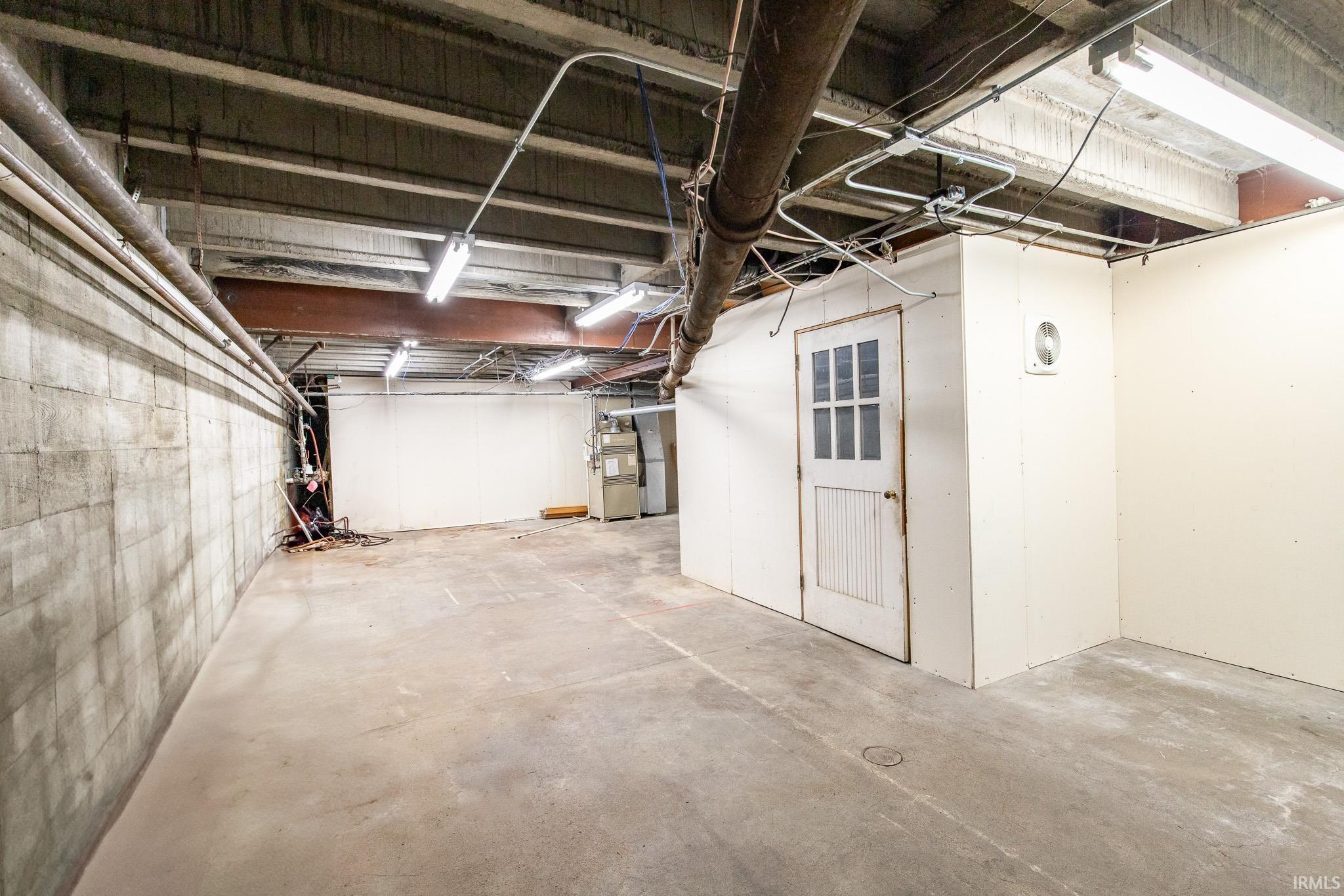 1 set of Mechanicals / large open extra storage area.