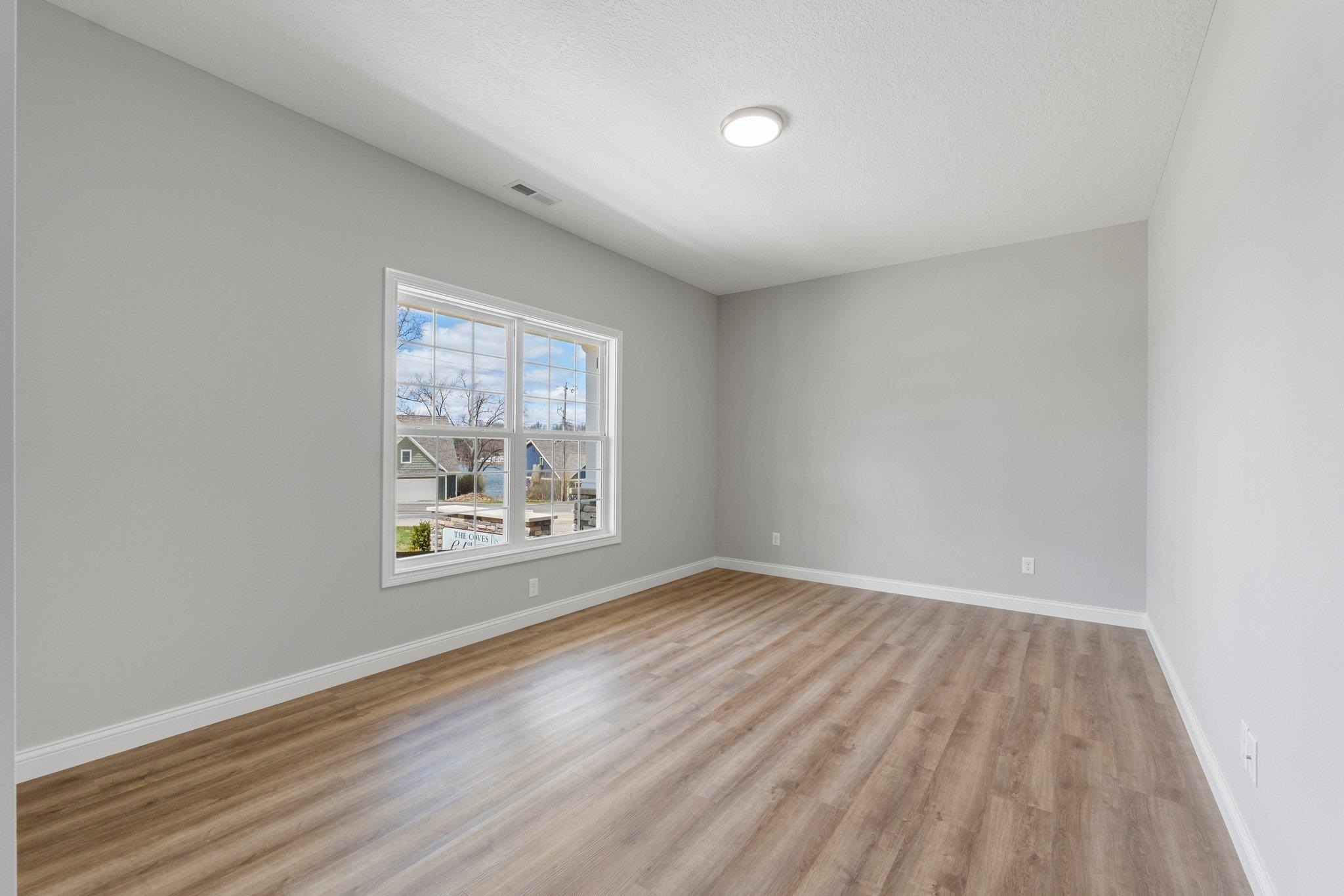 Photo 14 of 20 Ln 520 Lake James