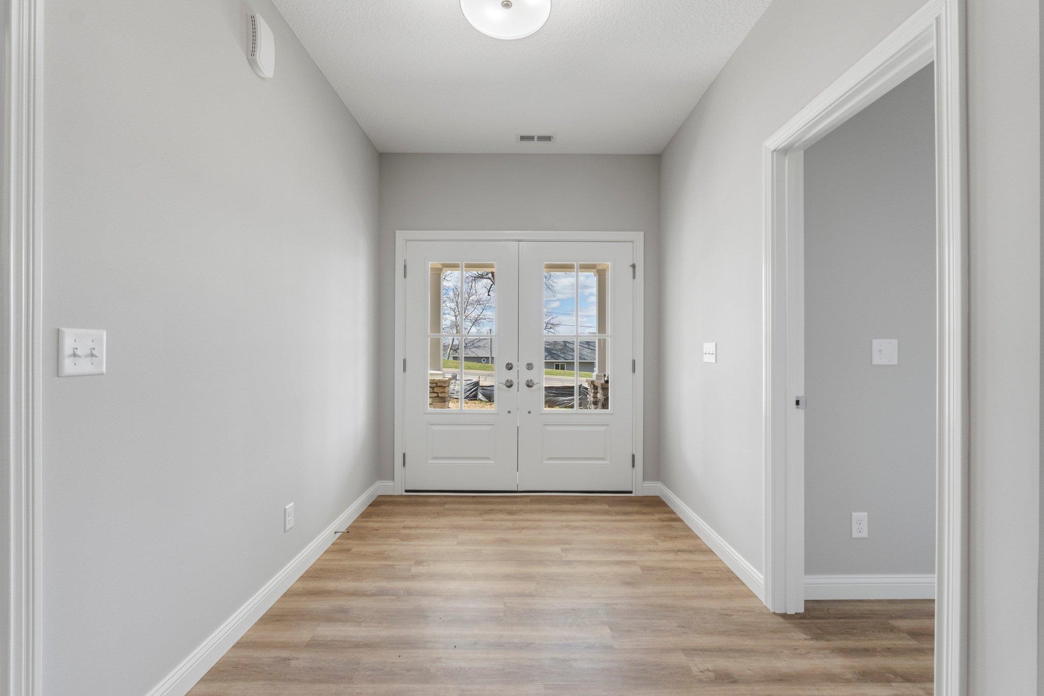 Photo 3 of 20 Ln 520 Lake James