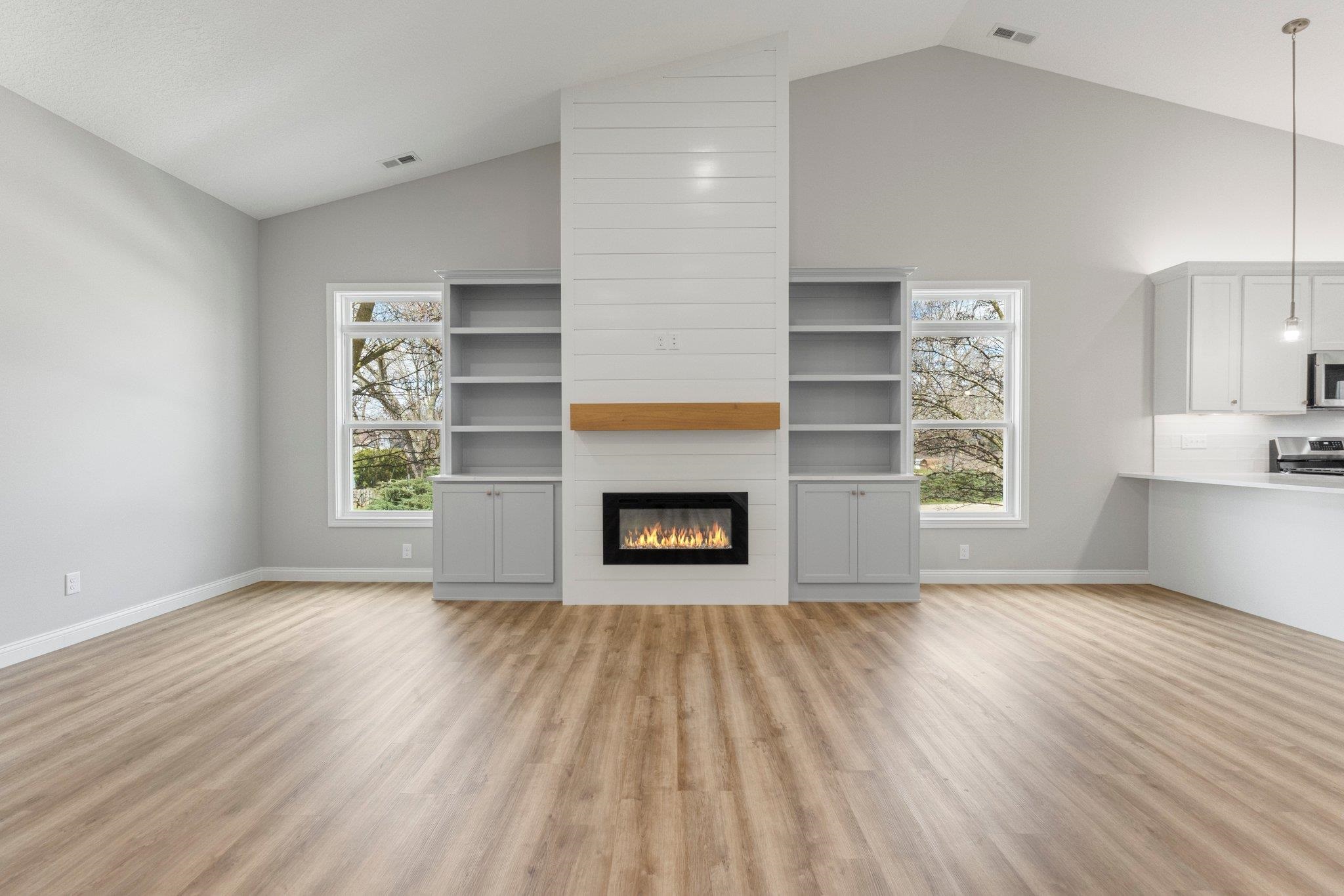 Photo 4 of 20 Ln 520 Lake James