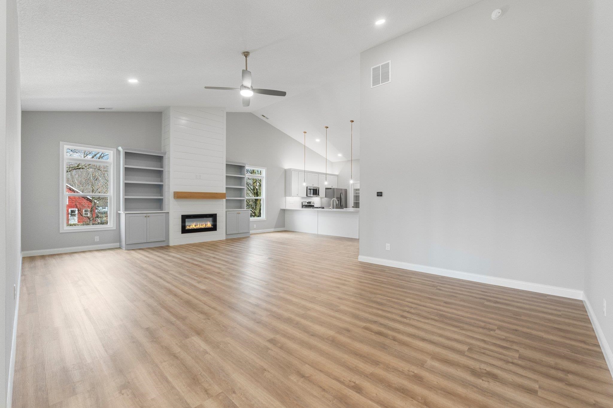 Photo 6 of 20 Ln 520 Lake James