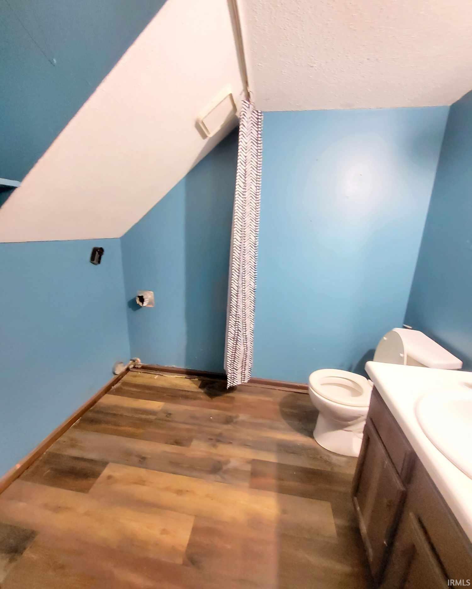 Photo 8 of 6715 Prescott Court