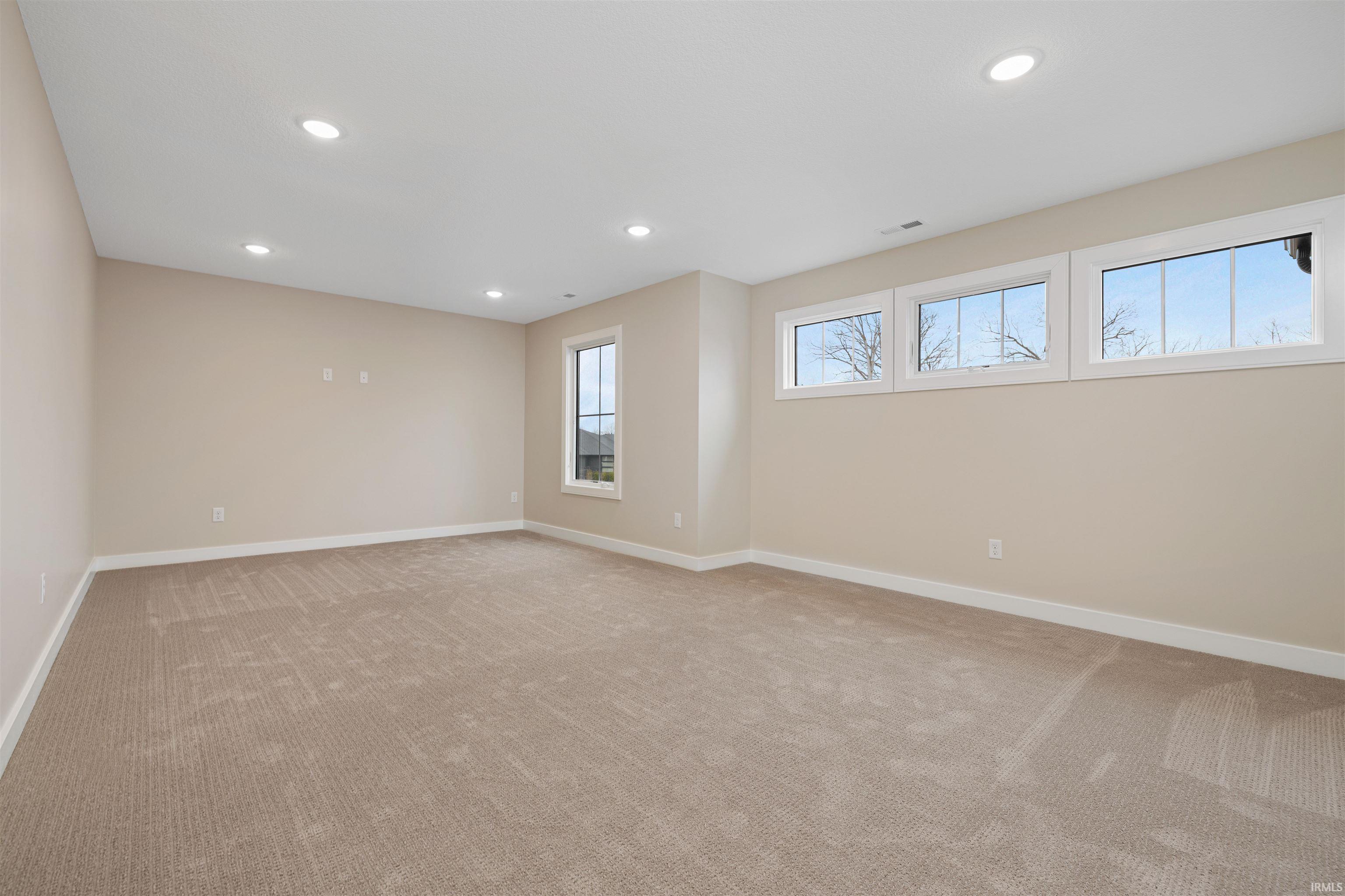 Photo 23 of 18096 Tullymore Lane