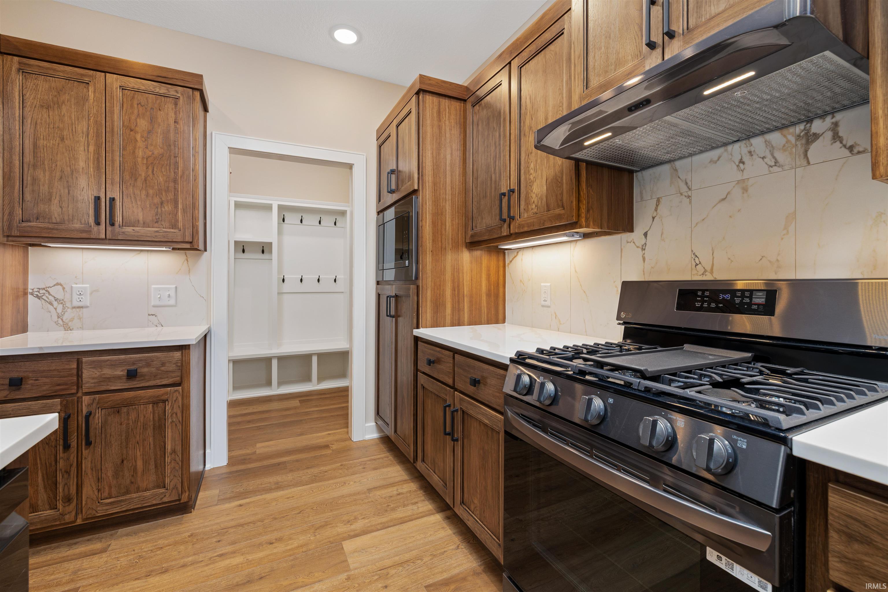 Photo 6 of 18096 Tullymore Lane