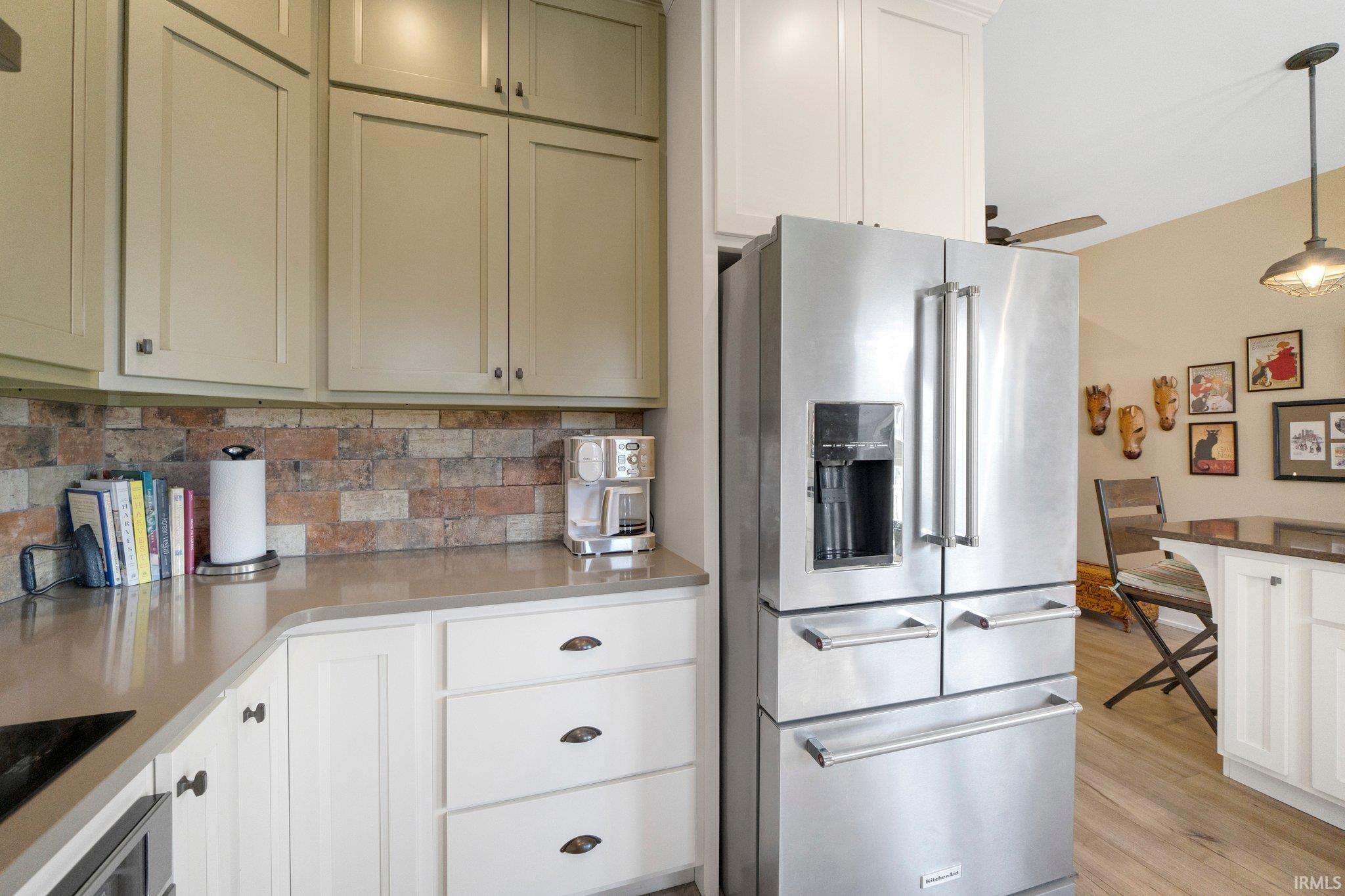 Photo 12 of 410 W Brackenridge Street