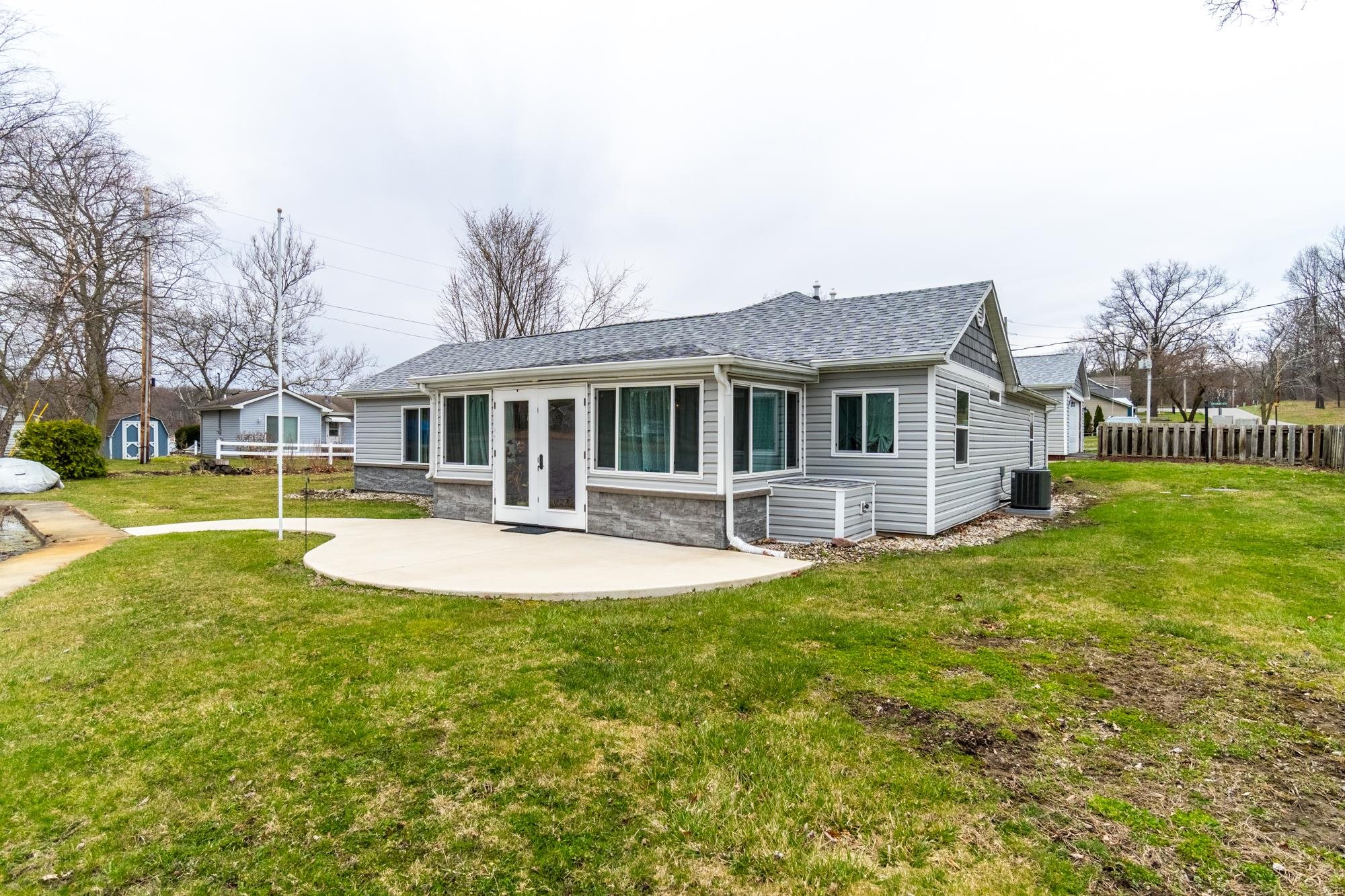 Photo 0 of 2255 N 400 W Crooked Lake