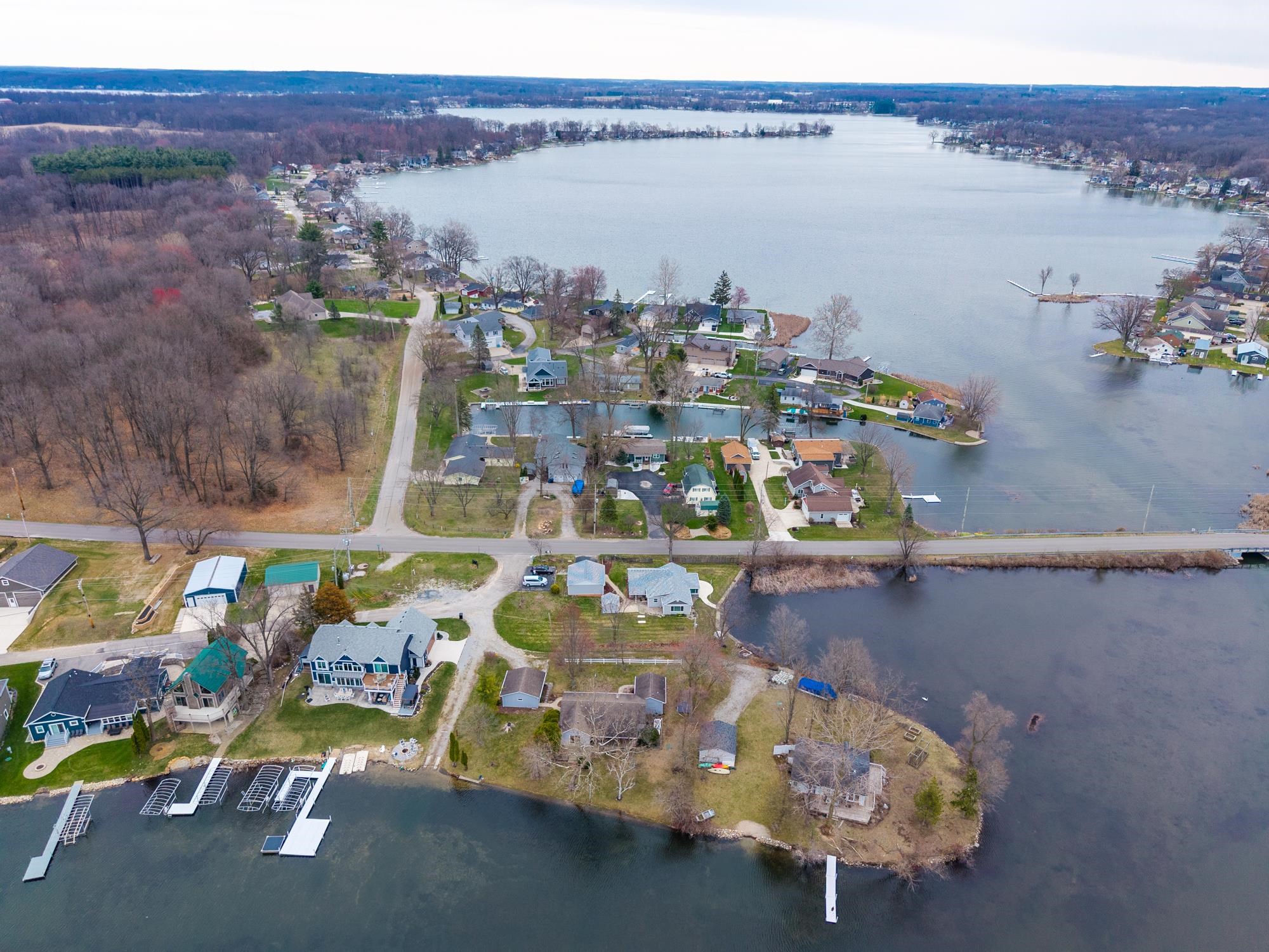 Photo 32 of 2255 N 400 W Crooked Lake