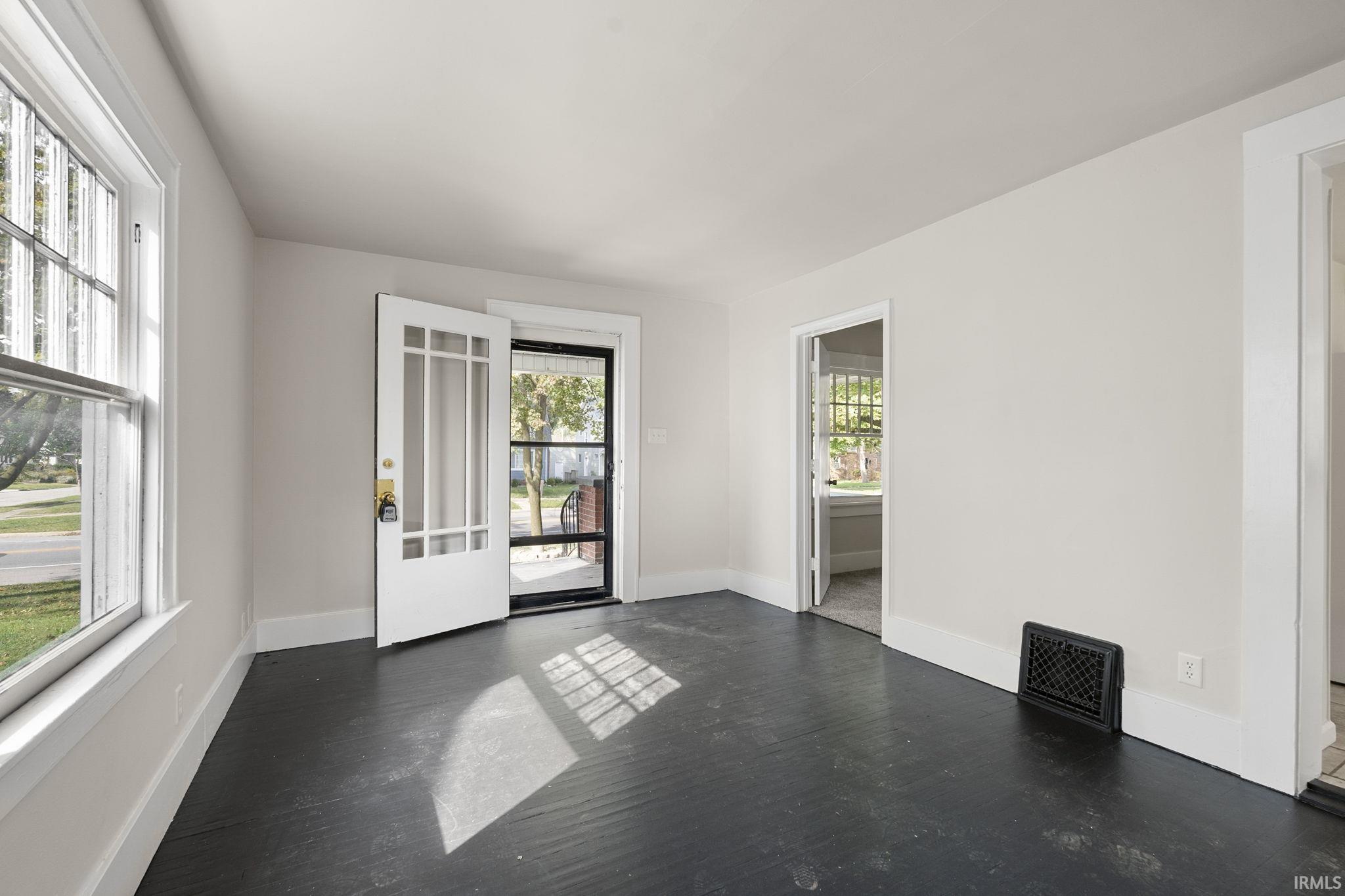 Photo 15 of 1206 N Anthony Boulevard