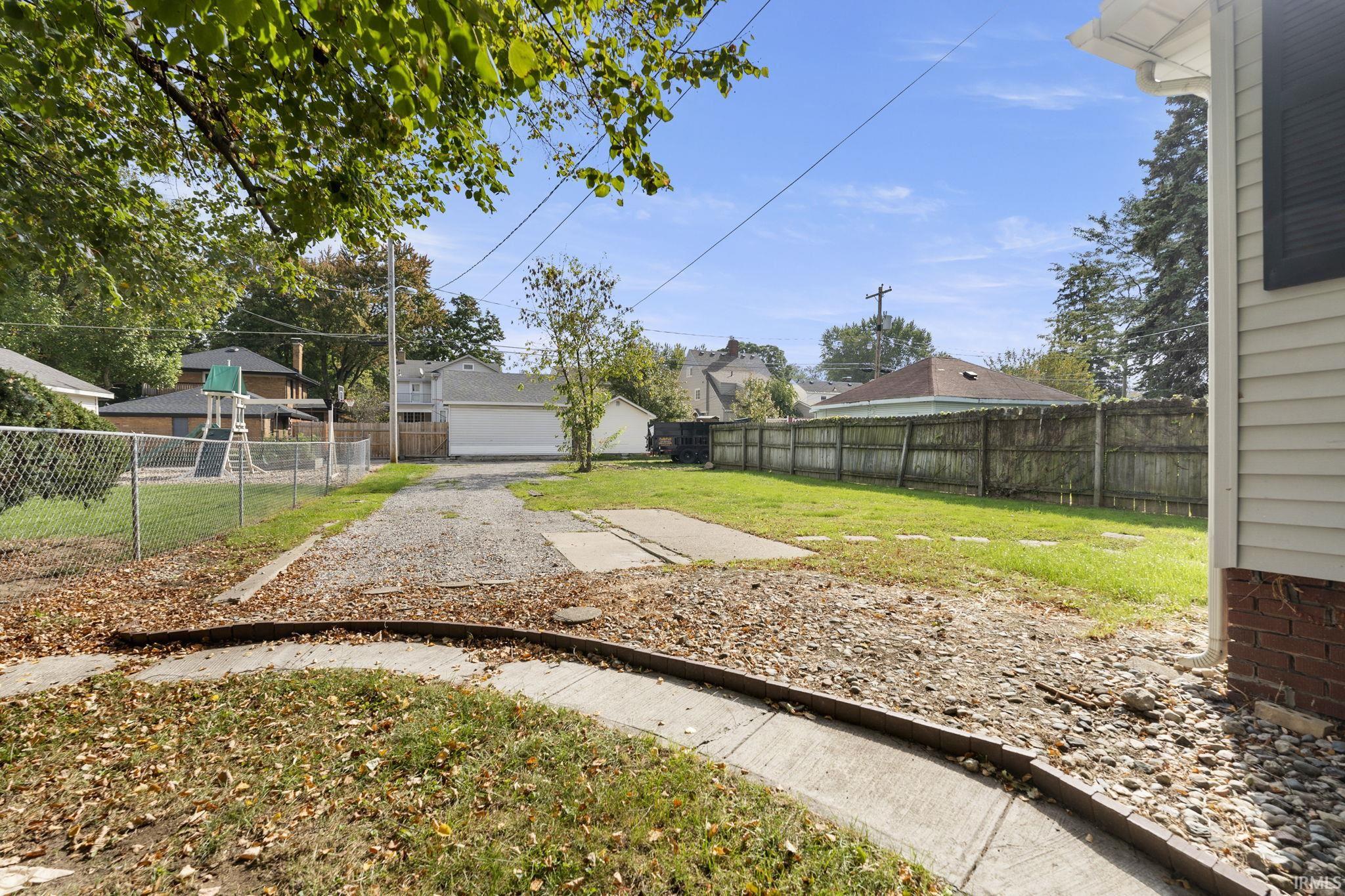 Photo 19 of 1206 N Anthony Boulevard