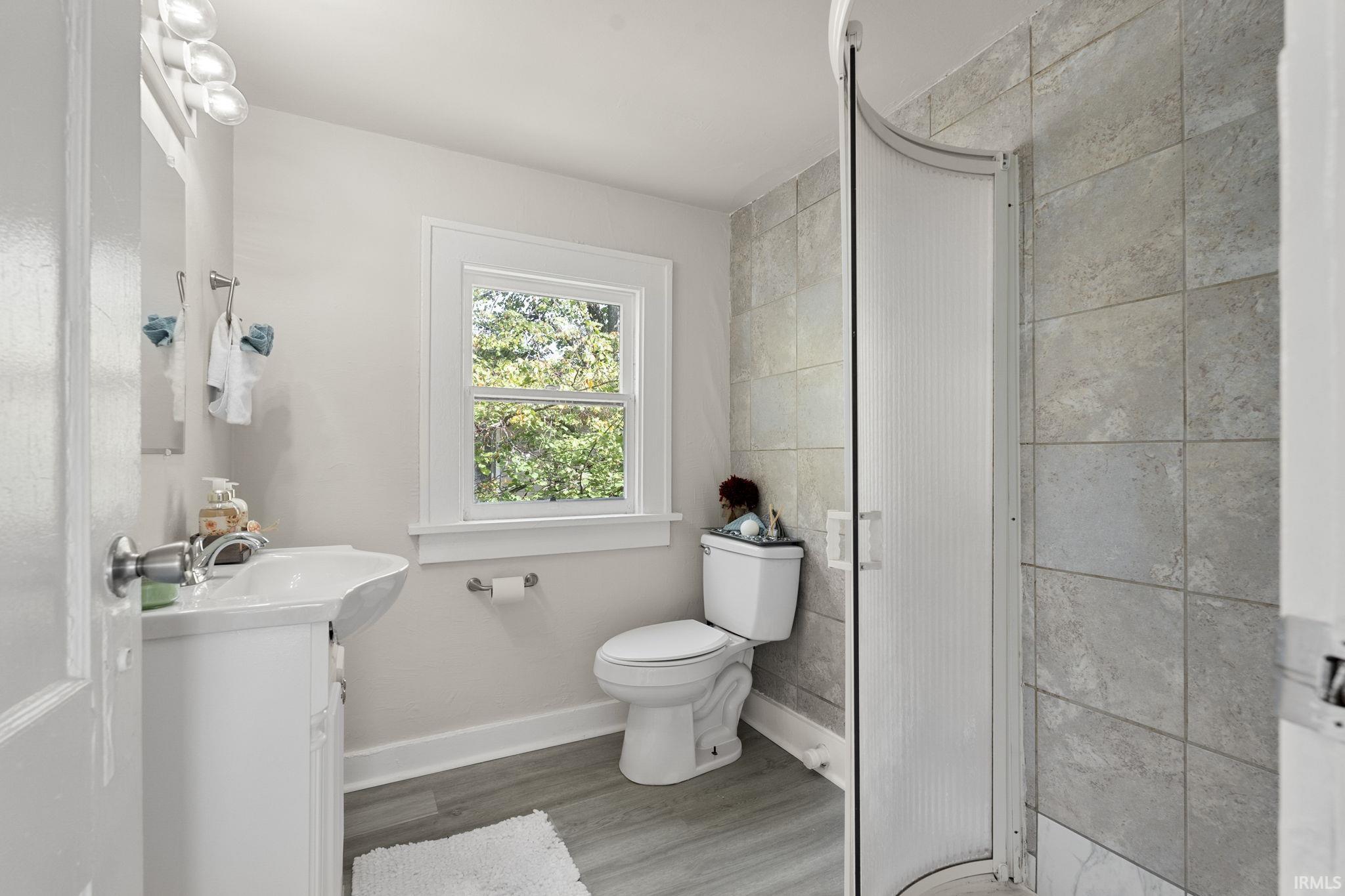 Photo 29 of 1206 N Anthony Boulevard