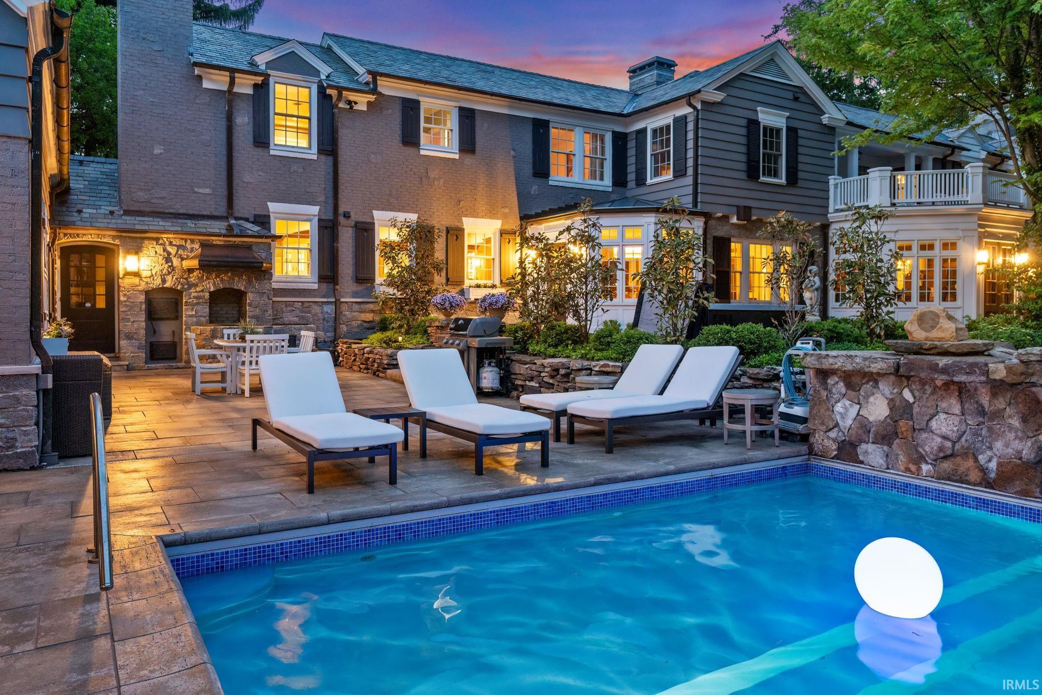 Photo 4 of 4501 Taylor Street