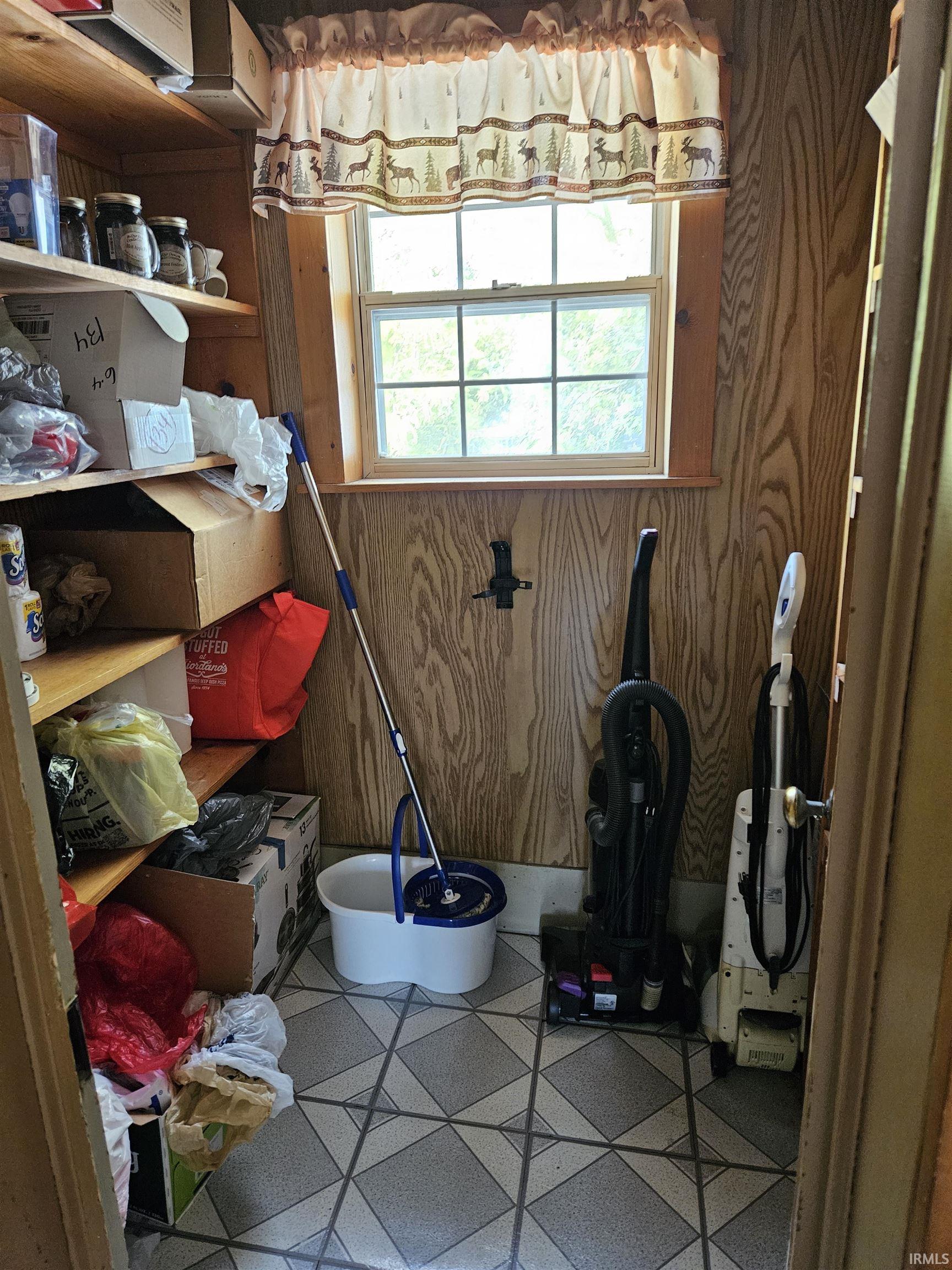 Photo 10 of 115 High Street