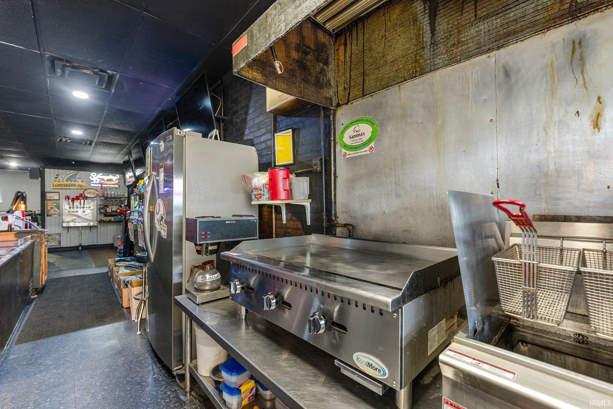 Photo 23 of 118 N Peters Street