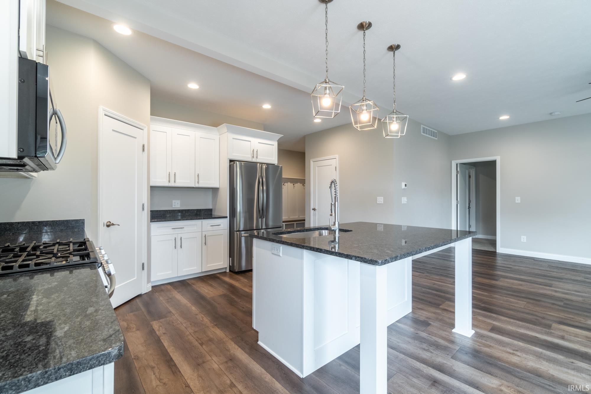 Photo 5 of 2610 Nature View Drive