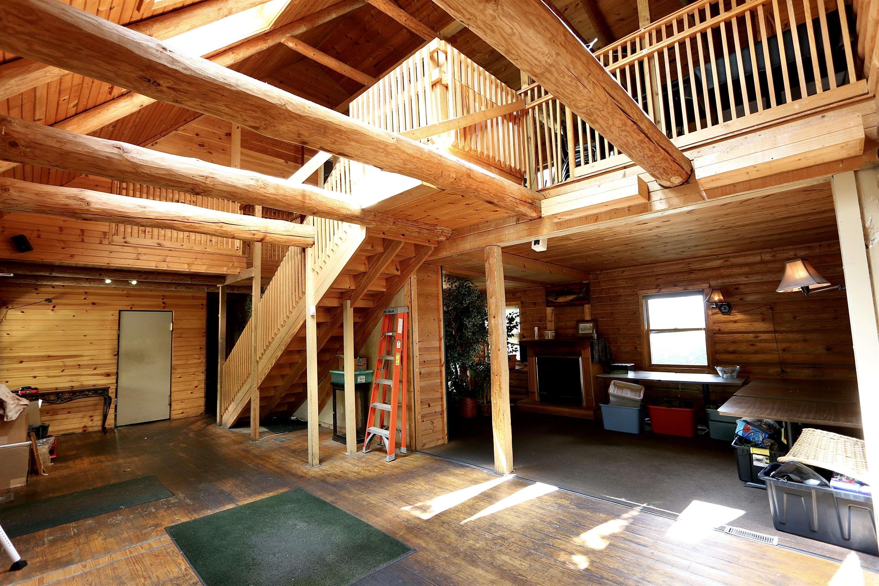 Photo 10 of 215 E State Road 120 Road