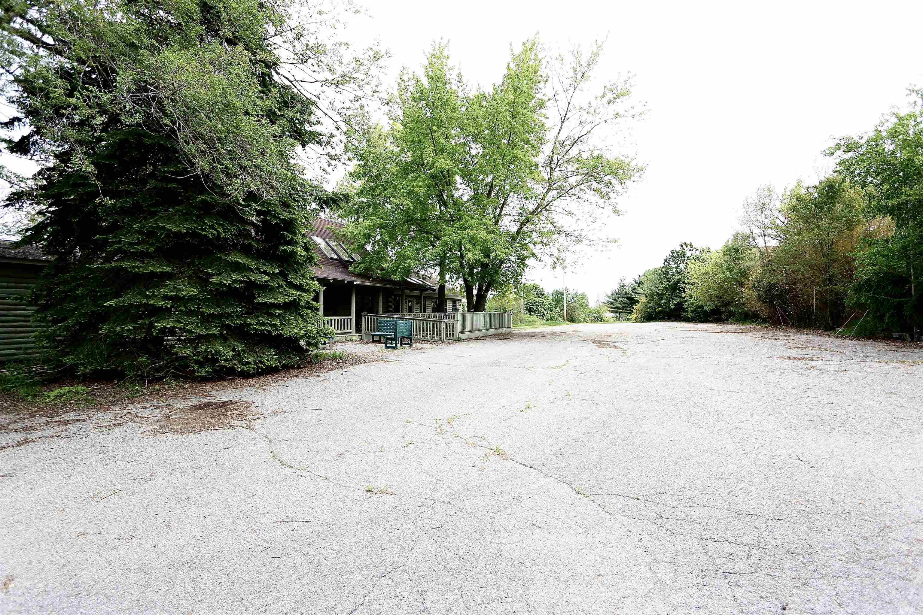 Photo 5 of 215 E State Road 120 Road