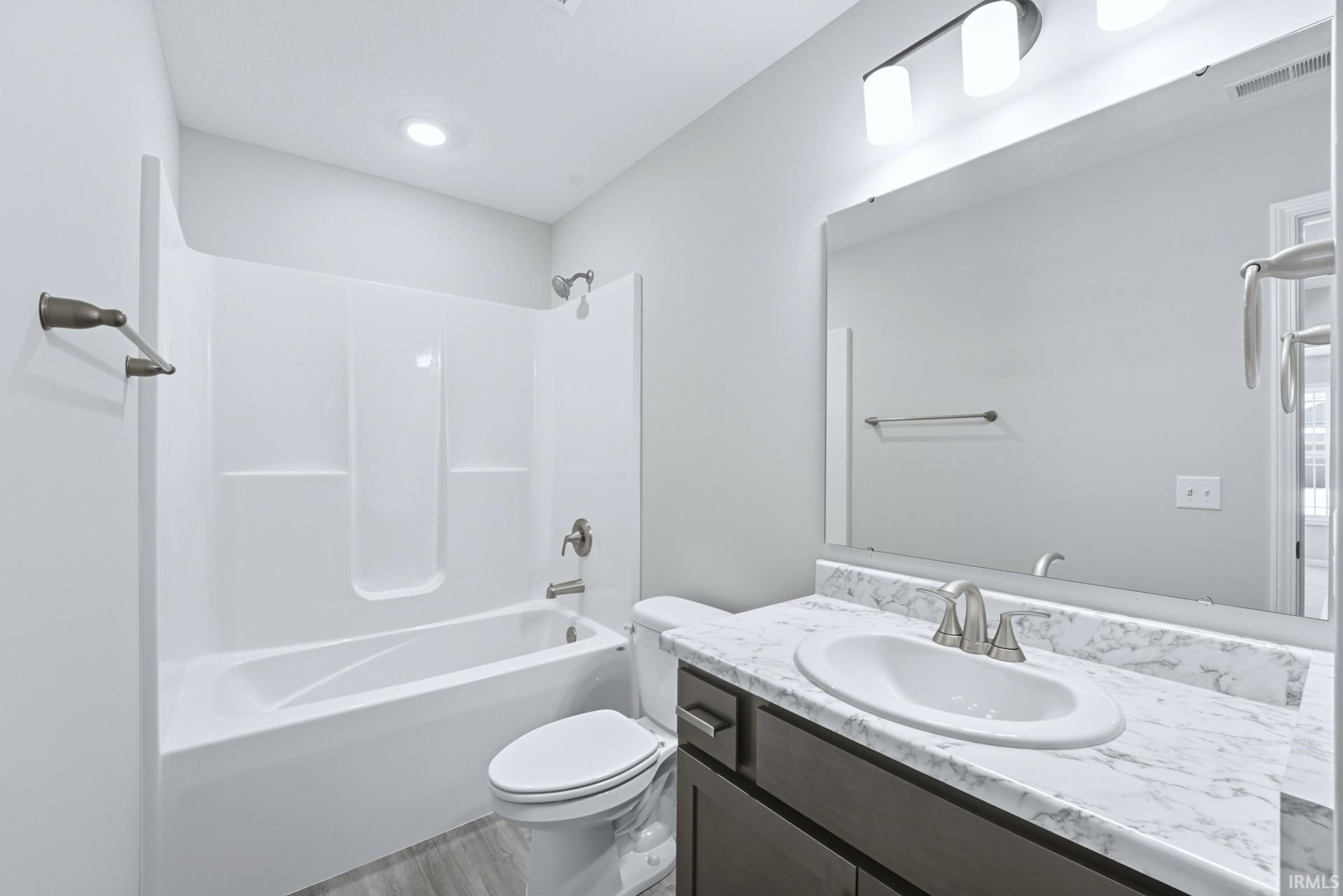 Photo 11 of 1392 Lancelot Lane