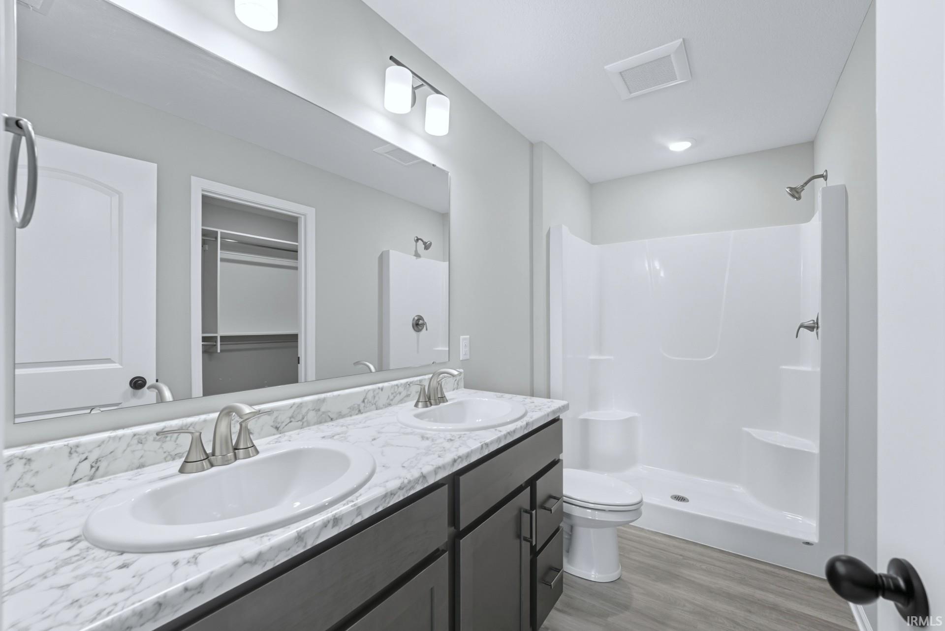 Photo 5 of 1392 Lancelot Lane