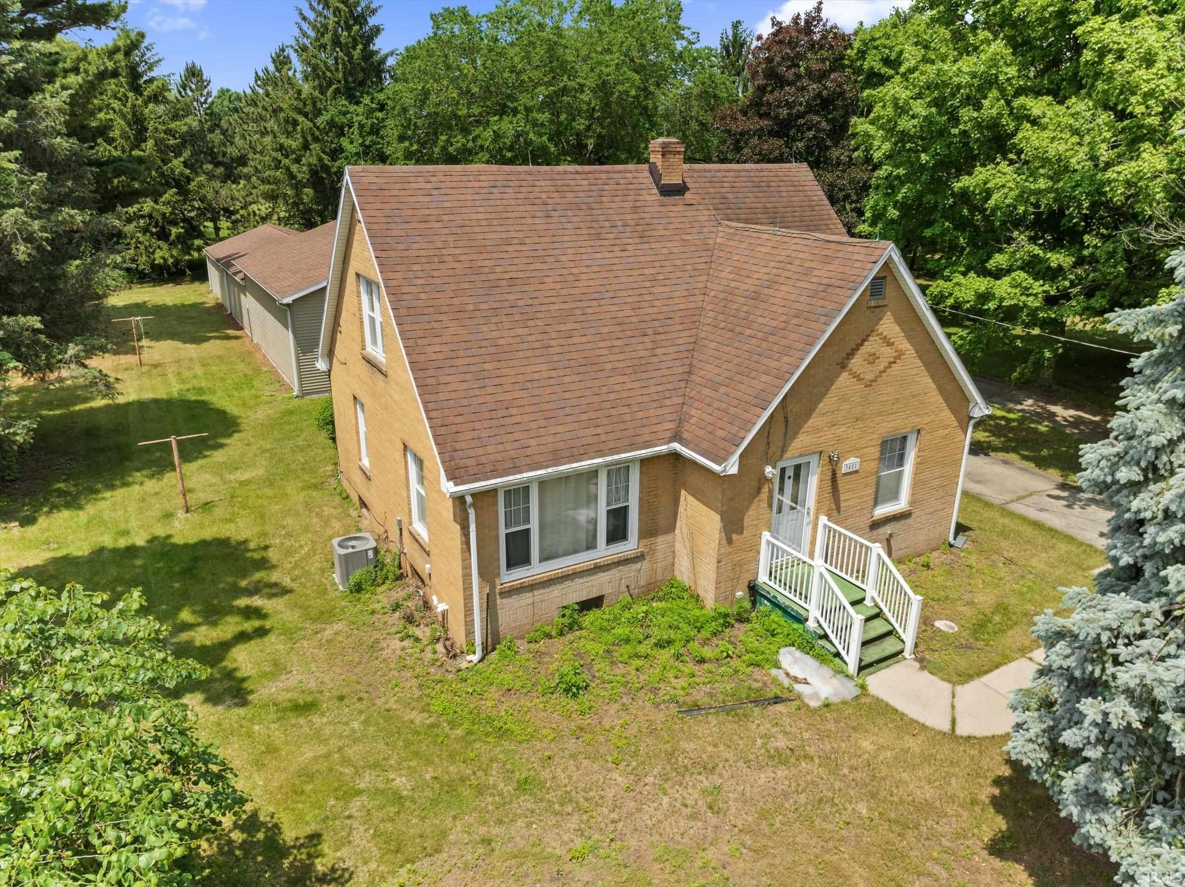 Photo 1 of 3401 Pleasant Plain Avenue