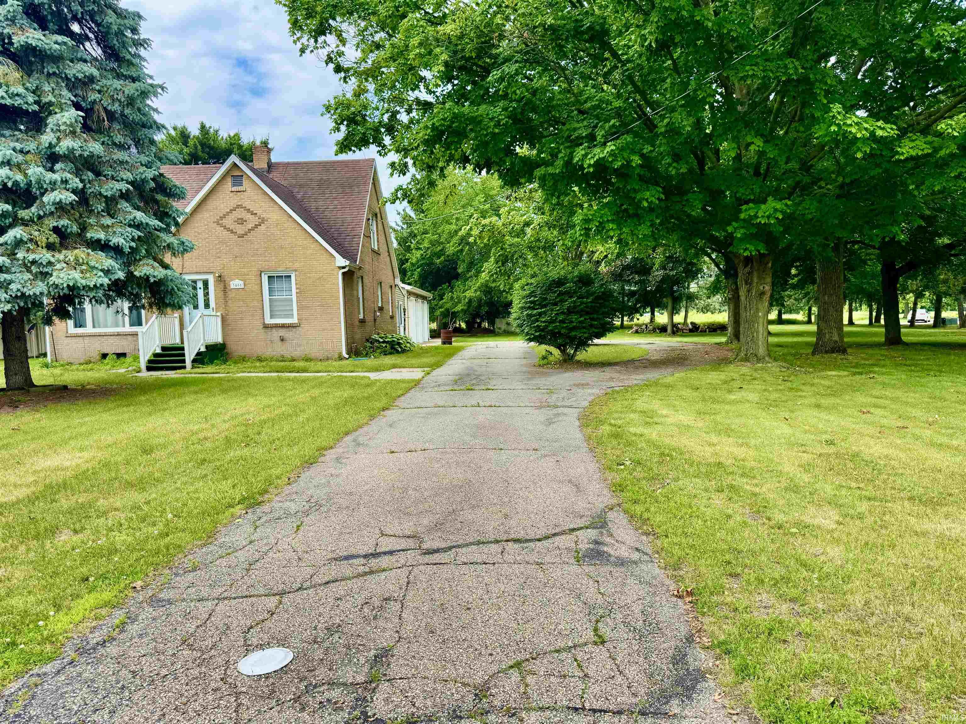 Photo 17 of 3401 Pleasant Plain Avenue