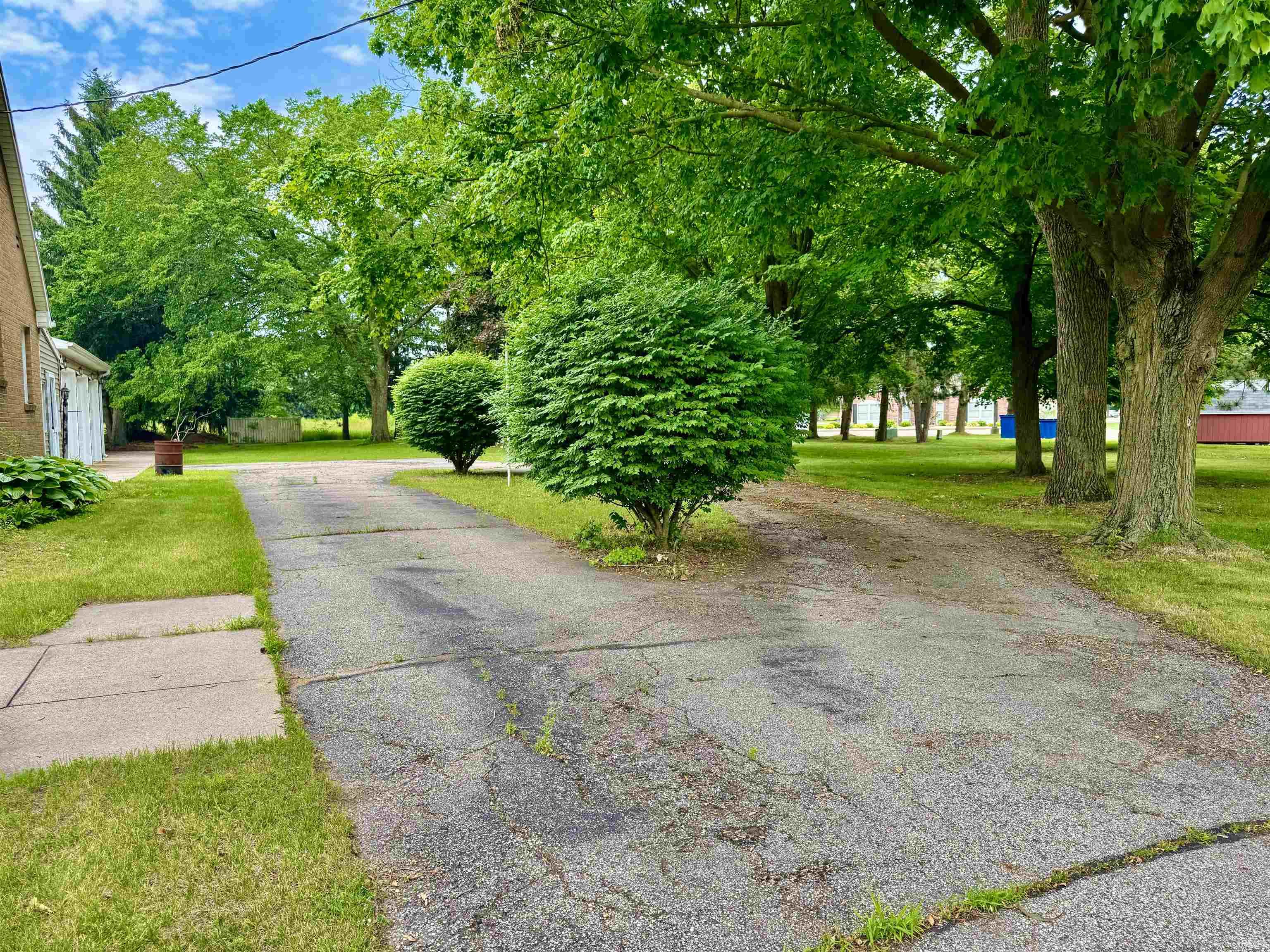 Photo 18 of 3401 Pleasant Plain Avenue