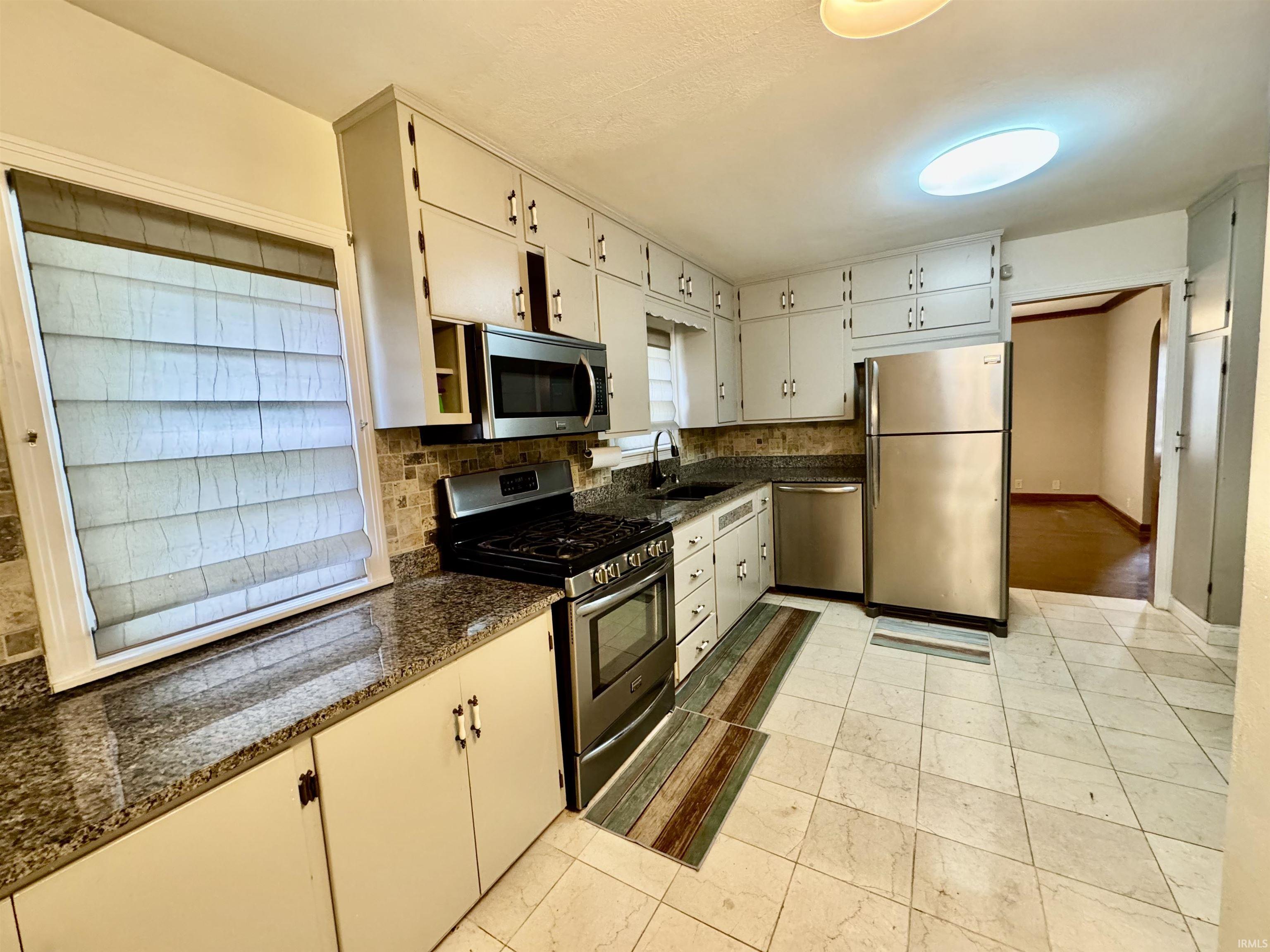 Photo 24 of 3401 Pleasant Plain Avenue