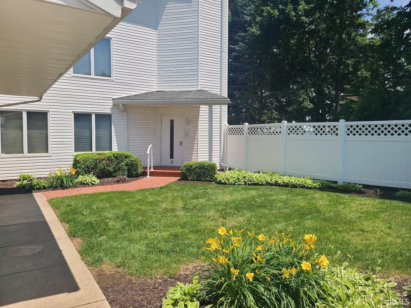 Photo 27 of 10660 N South Shore Drive