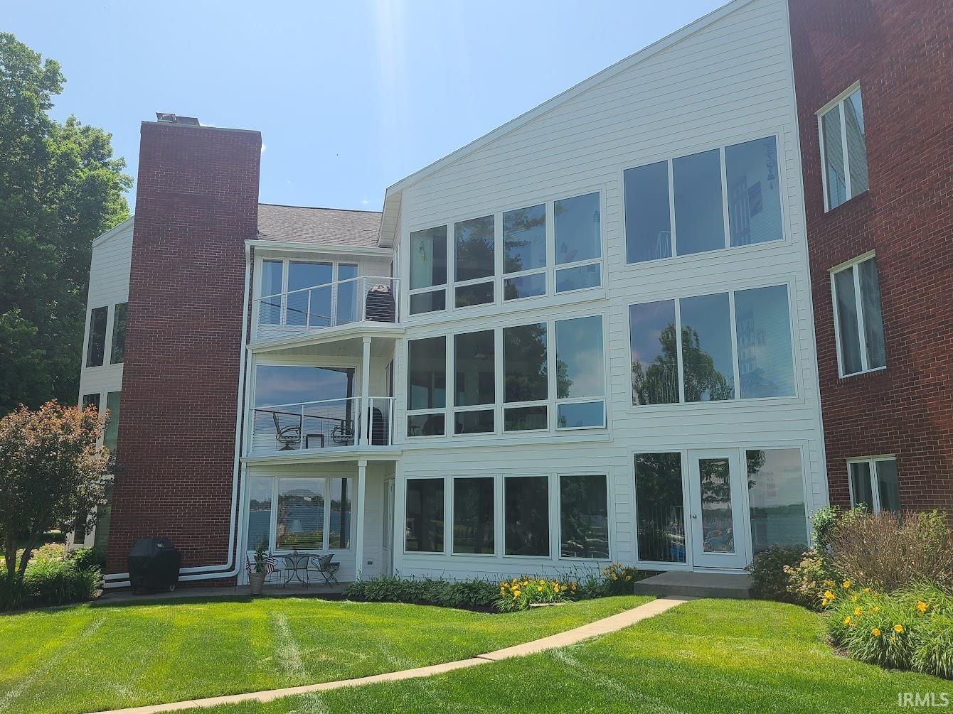 Photo 7 of 10660 N South Shore Drive