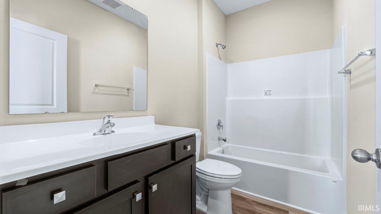 Photo 21 of 1217 Catesby Court