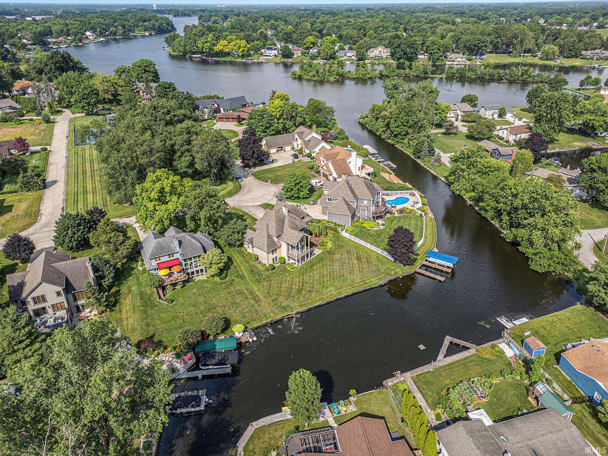 Photo 4 of 54454 Heron Cove Lane