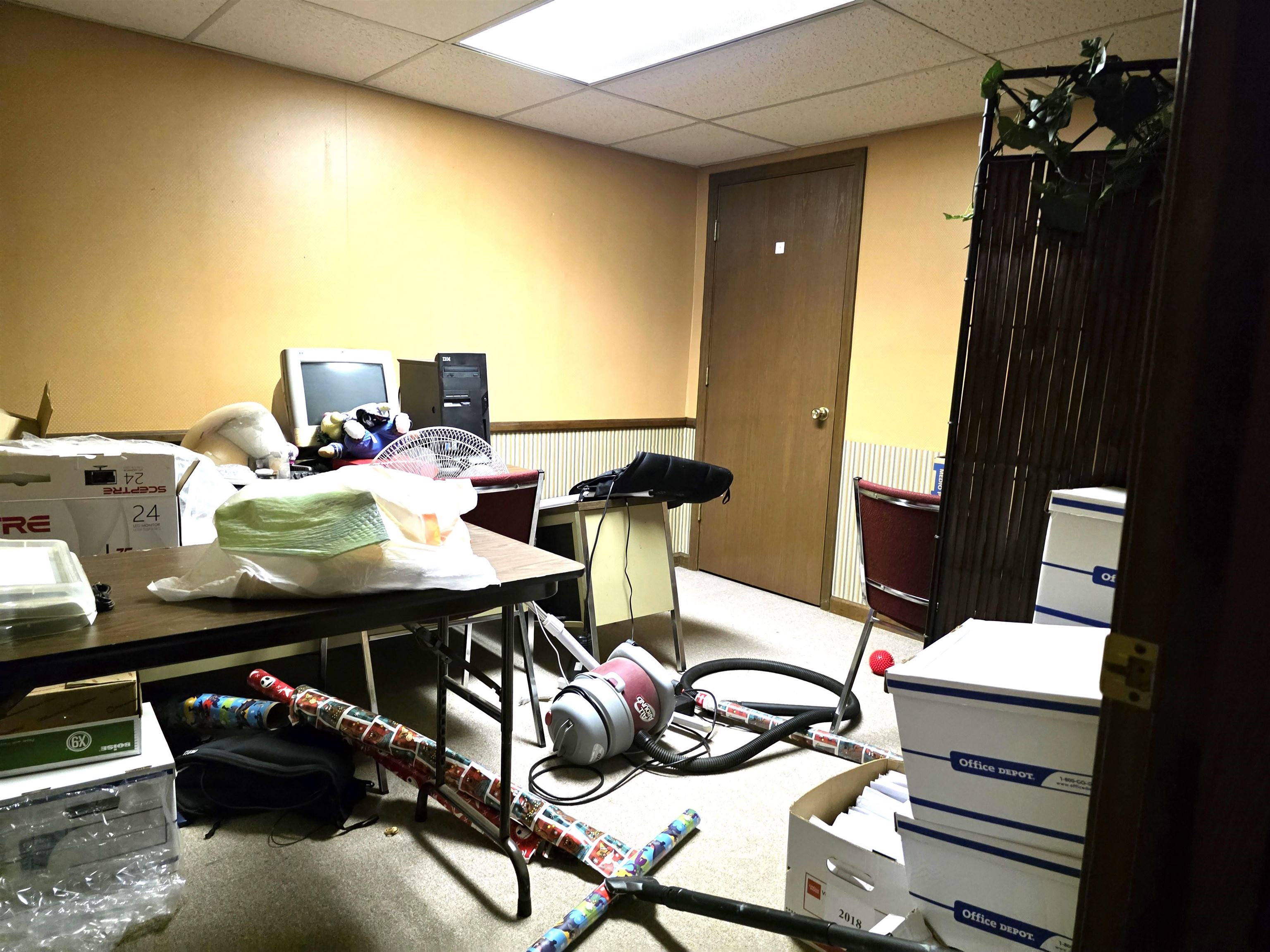 Photo 18 of 7319 W Jefferson Boulevard